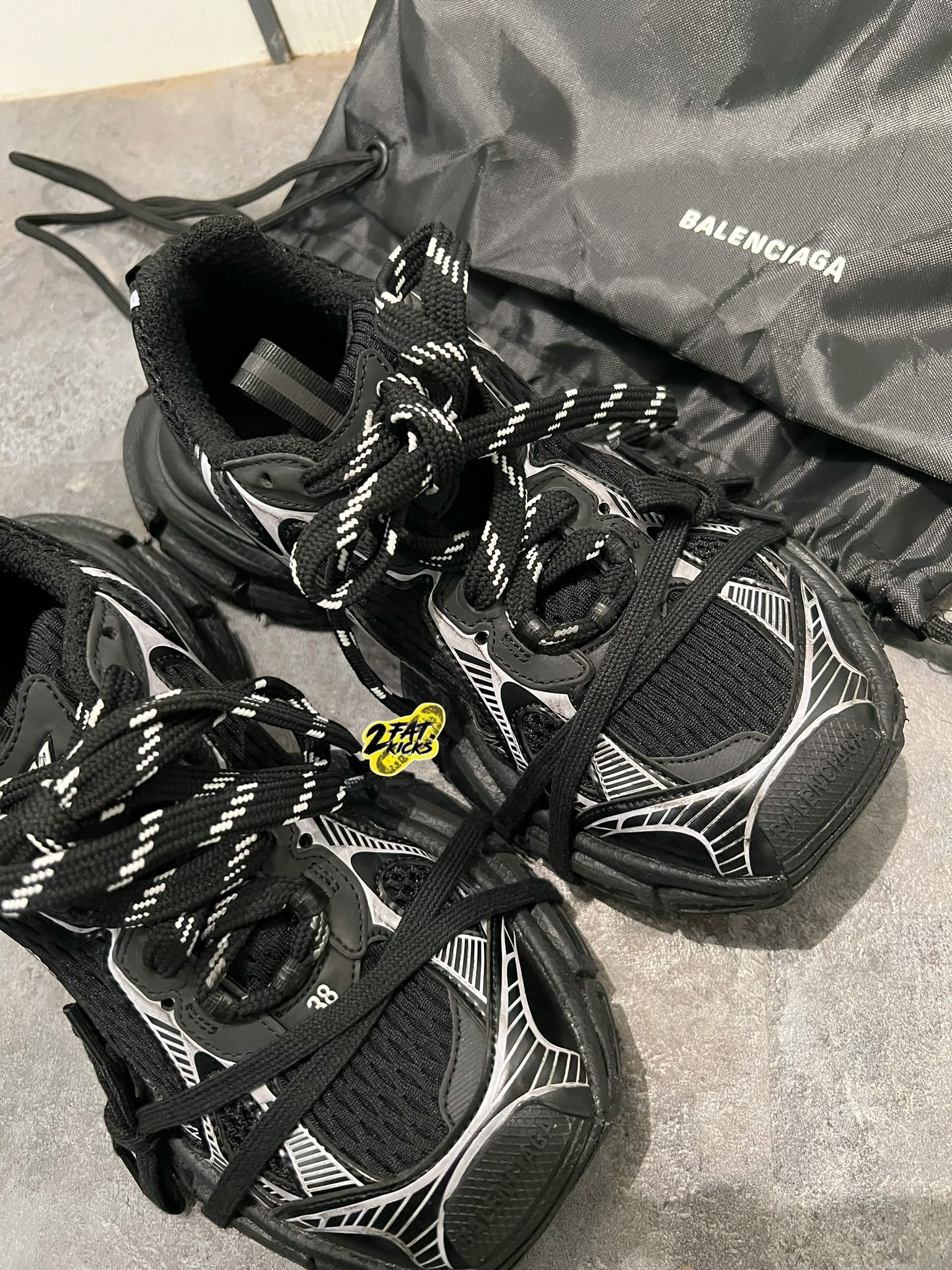 Balenciaga 3XL Sneakers Black, (W) Balenciaga 3XL Sneakers Black 착용 스타일 - 1