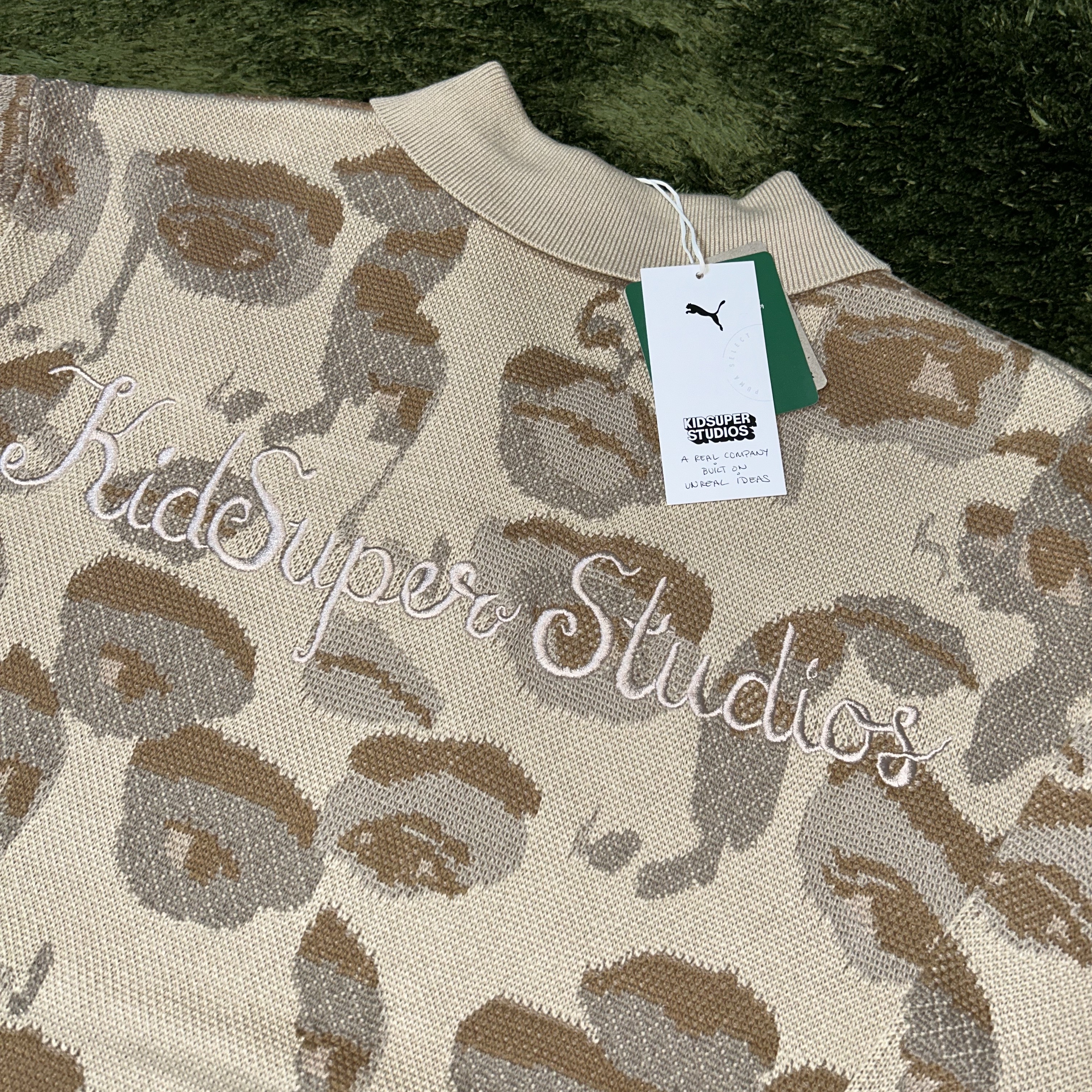 Puma x KidSuper Cardigan Granola 착용 스타일 - 6
