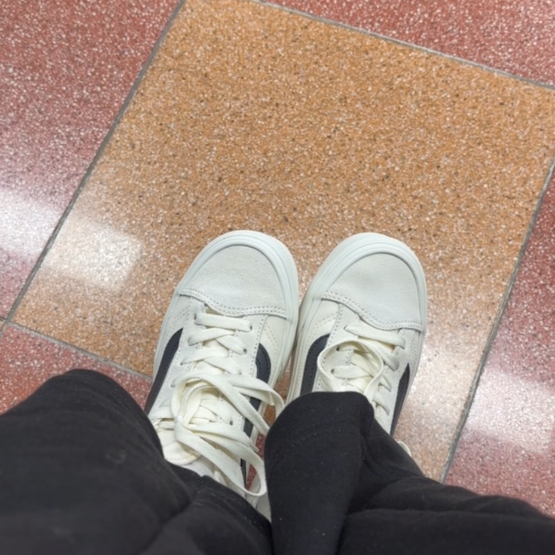 Vans Style 36 Marshmallow Black 착용 스타일 - 2