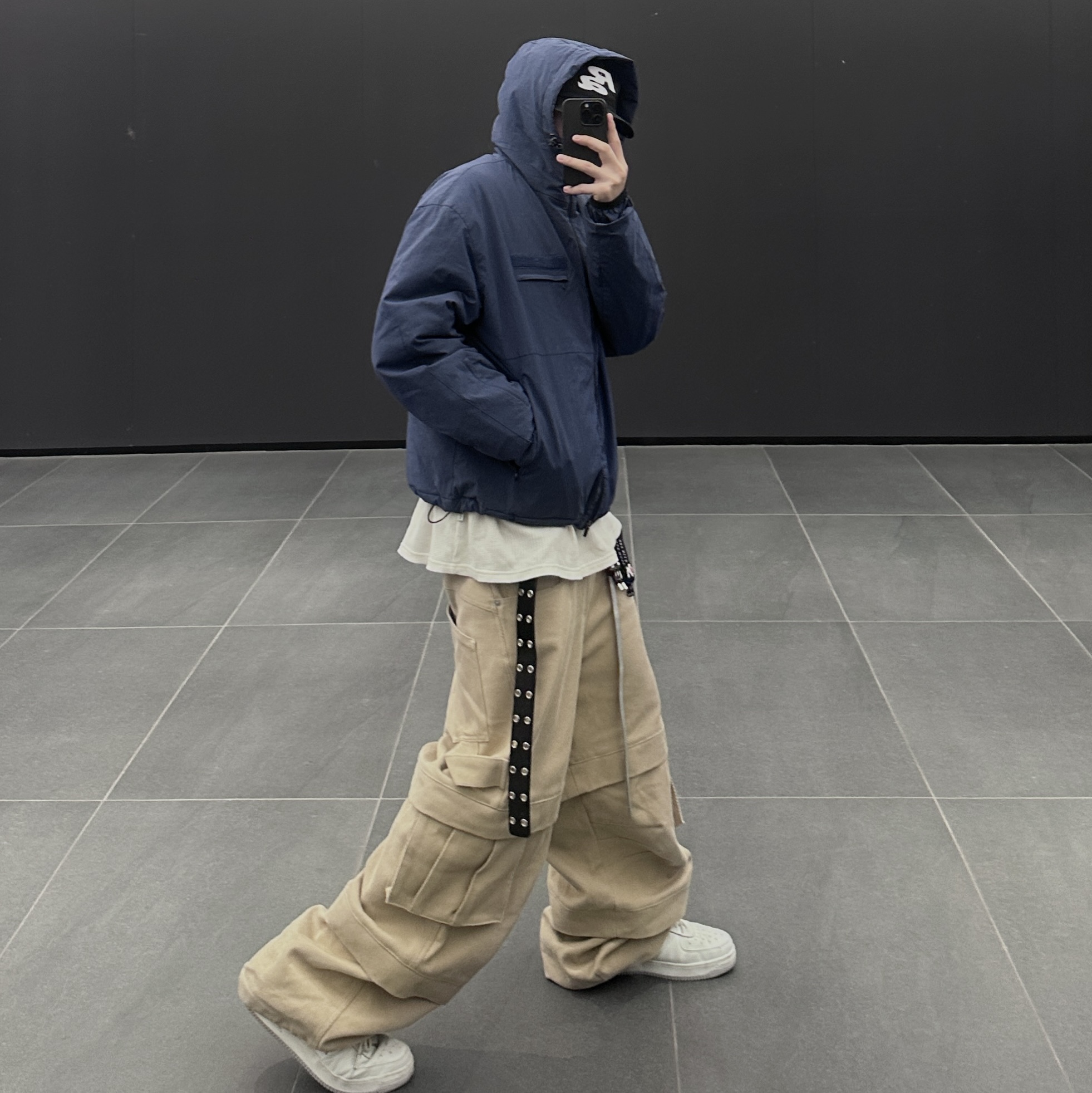 BAPE x JJJJound Bape Sta Low White Light Grey 착용 스타일 - 1