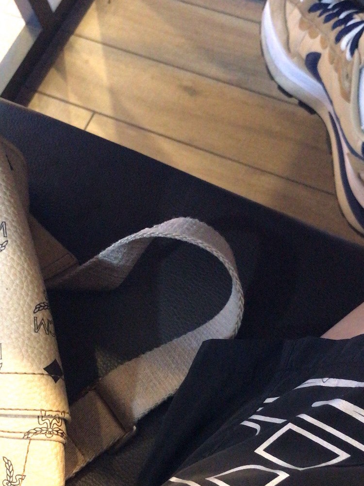 Nike x Sacai VaporWaffle Sesame and Blue Void 착용 스타일