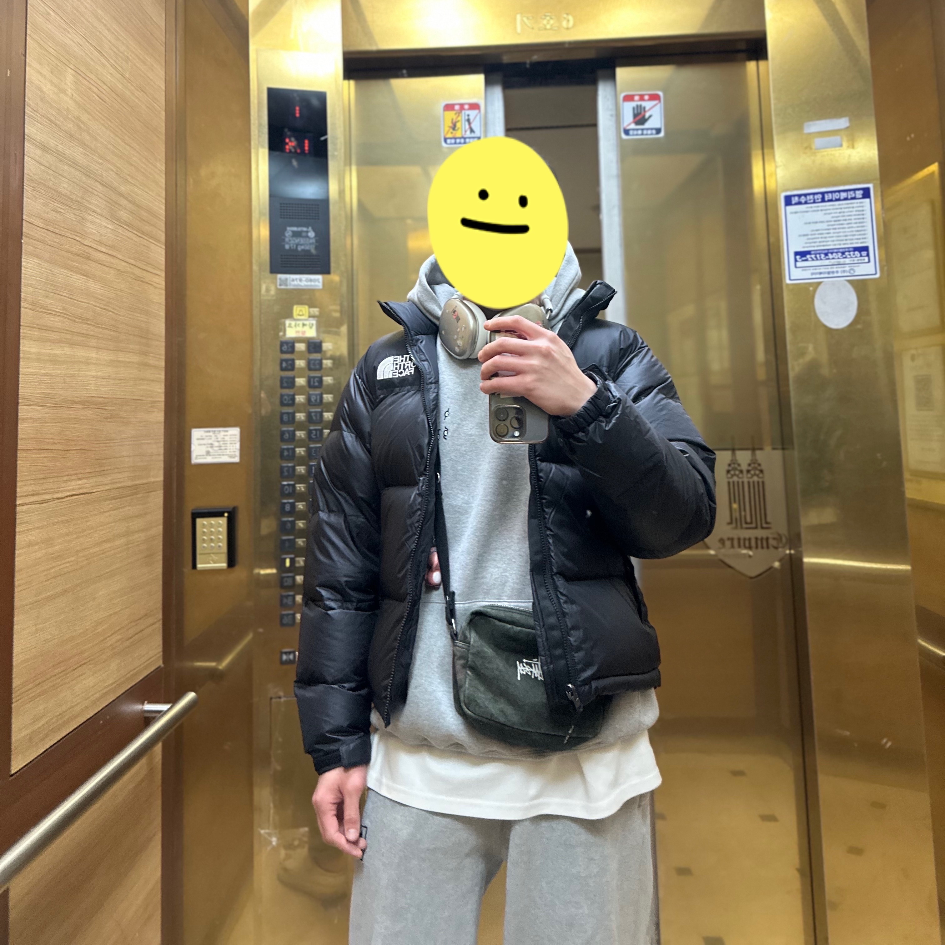 The North Face 1996 Eco Nuptse Jacket Black, Nike x Stussy NRG Fleece Pants Dark Grey Heather (DO9340-063) 착용 스타일