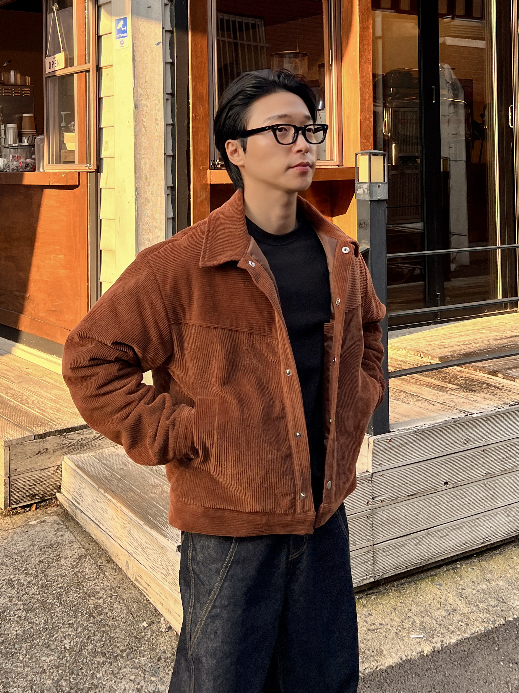 Clarks Wallabee Gore-Tex Black Suede, Clarks Wallabee Black Suede 착용 스타일 - 4