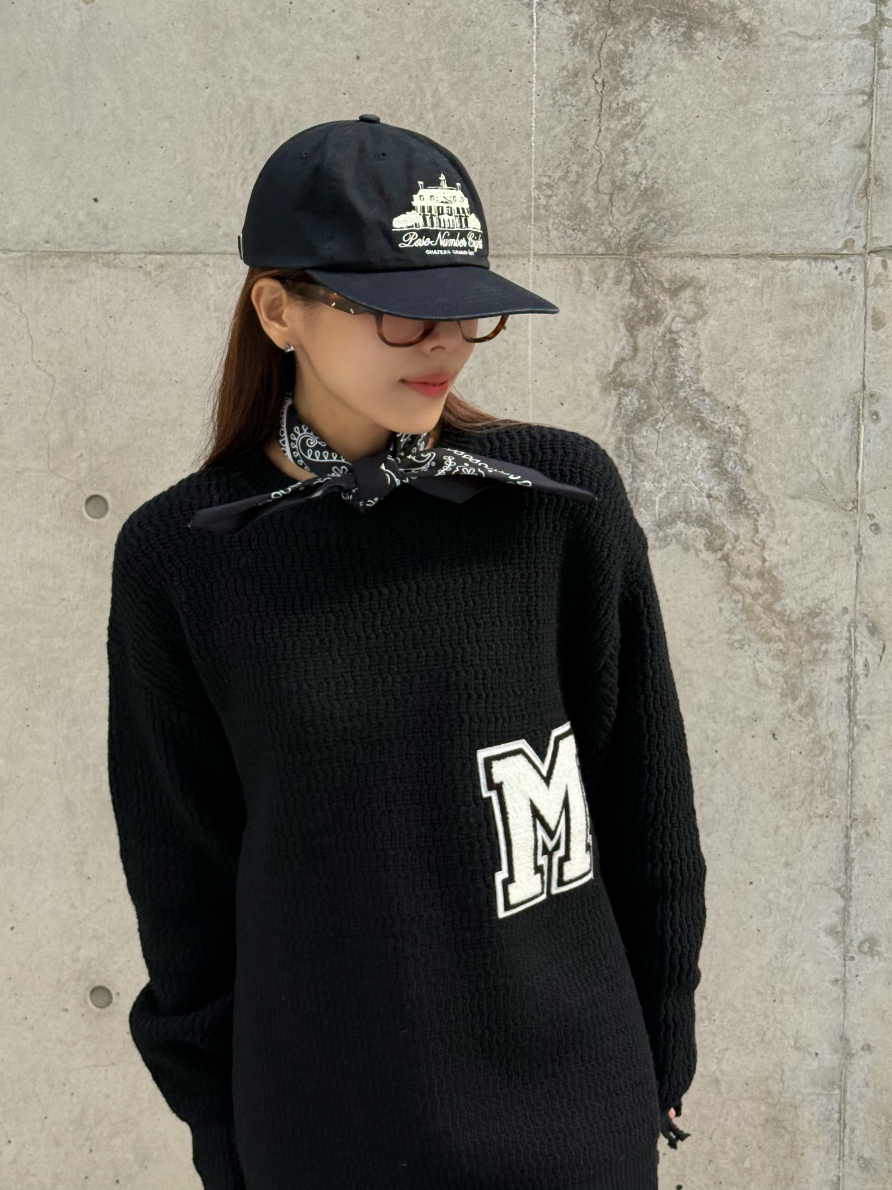 Gentle Monster x Maison Margiela MM113 Tortoiseshell Clear, Lemaire Small Croissant Bag Coated Linen Canvas Black 착용 스타일 - 2