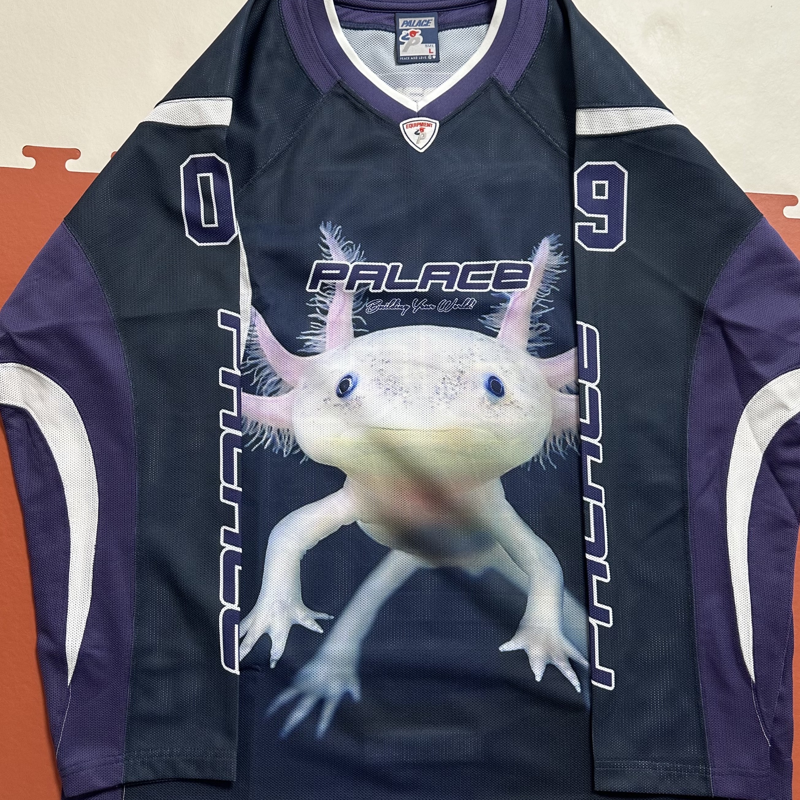 Palace Building Your World Hockey Jersey Purple - 24FW 착용 스타일 - 1