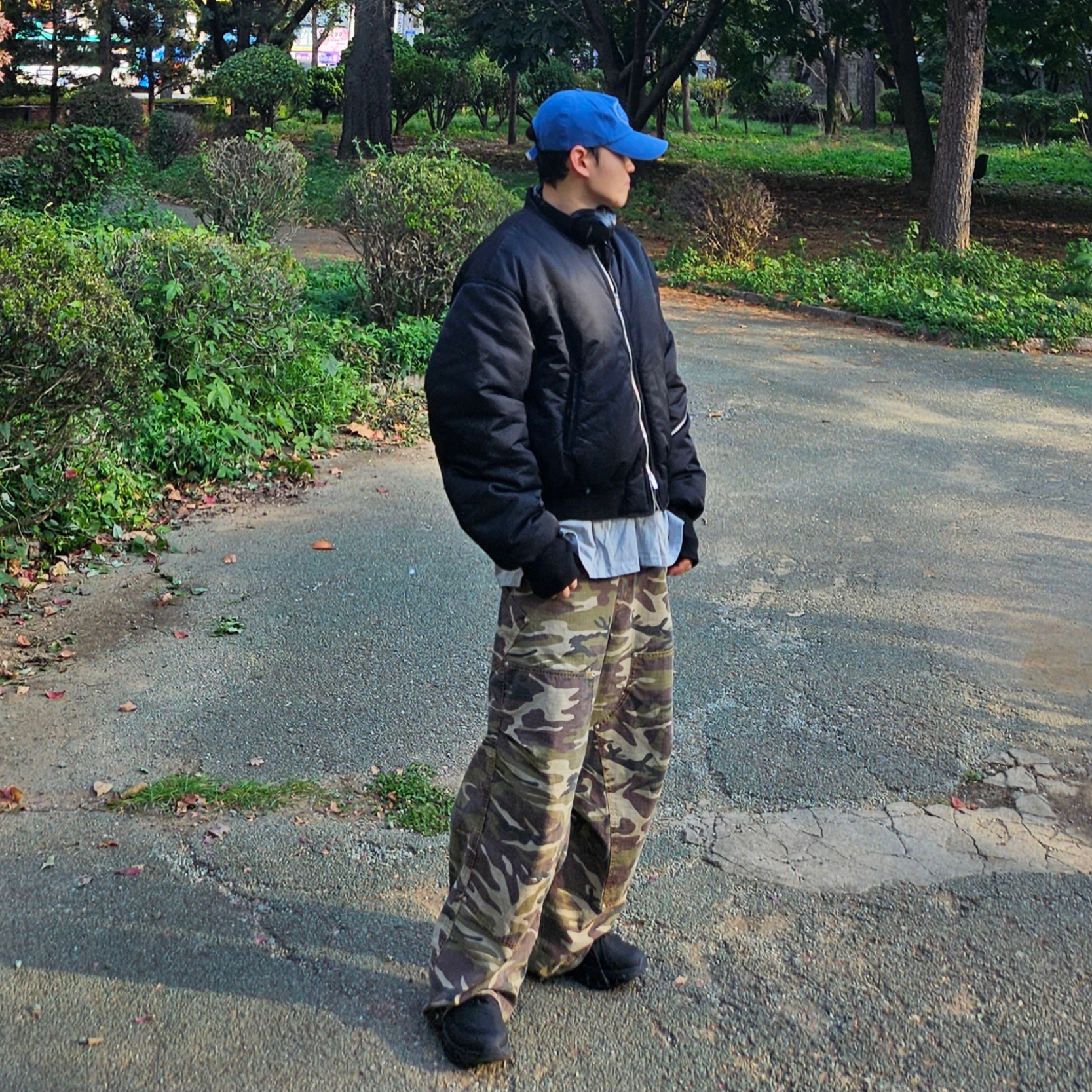 On Running x Post Archive Faction (Paf) Cloudmonster 2 Black Magnet 착용 스타일 - 2