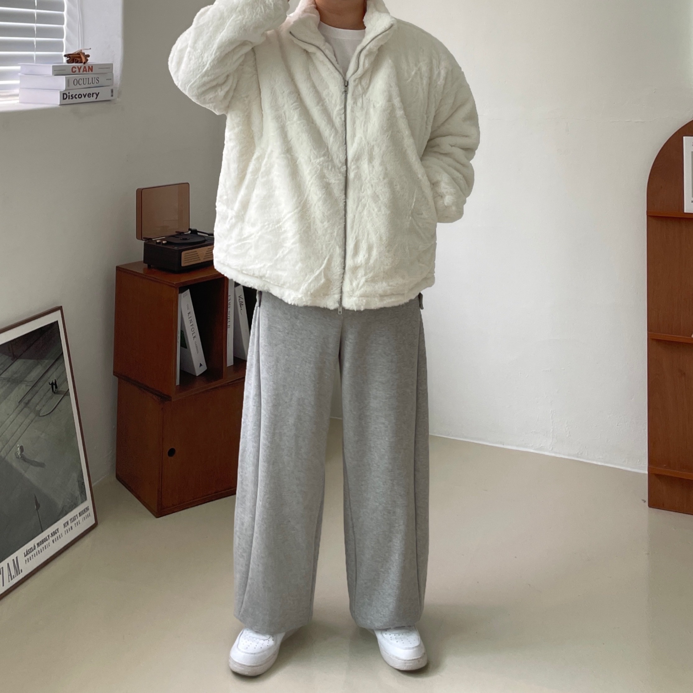Nike Air Force 1 '07 Low White 착용 스타일 - 1