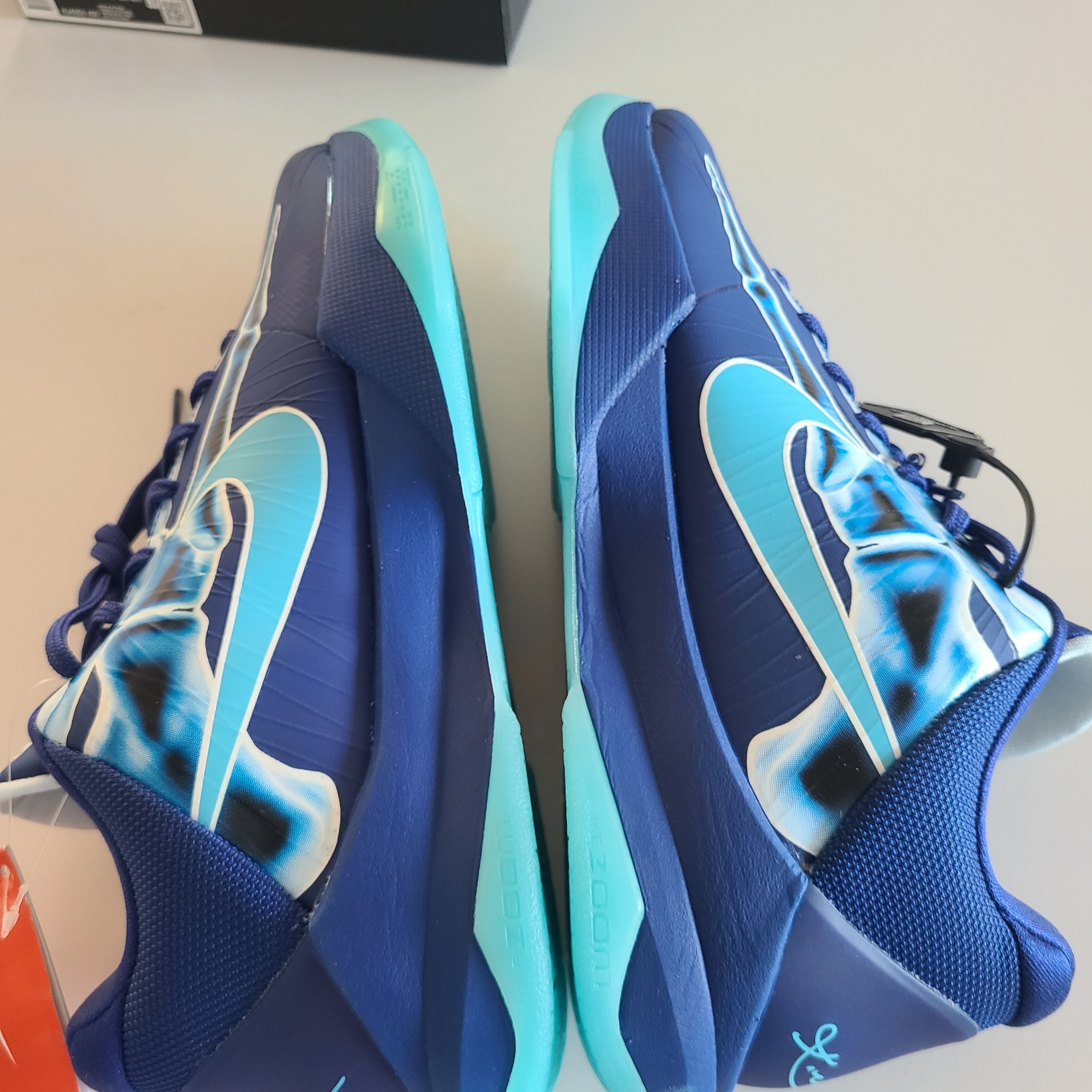 Nike Kobe 5 Protro Deep Royal Blue 착용 스타일 - 5