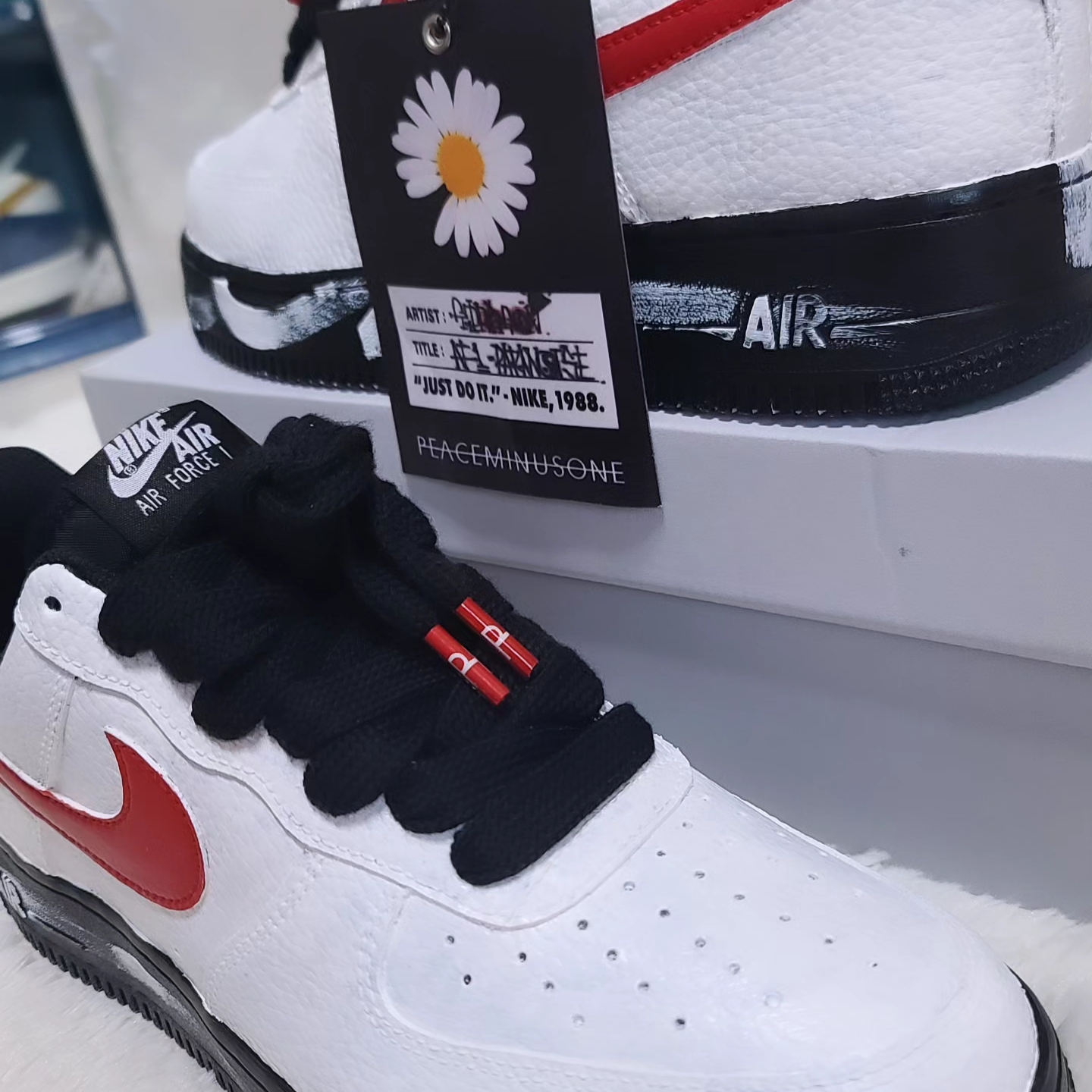 Nike x Peaceminusone Air Force 1 Low Para-Noise 3.0 Black and Multicolor, Nike x Peaceminusone Air Force 1 Low Para-Noise 2.0 착용 스타일 - 1