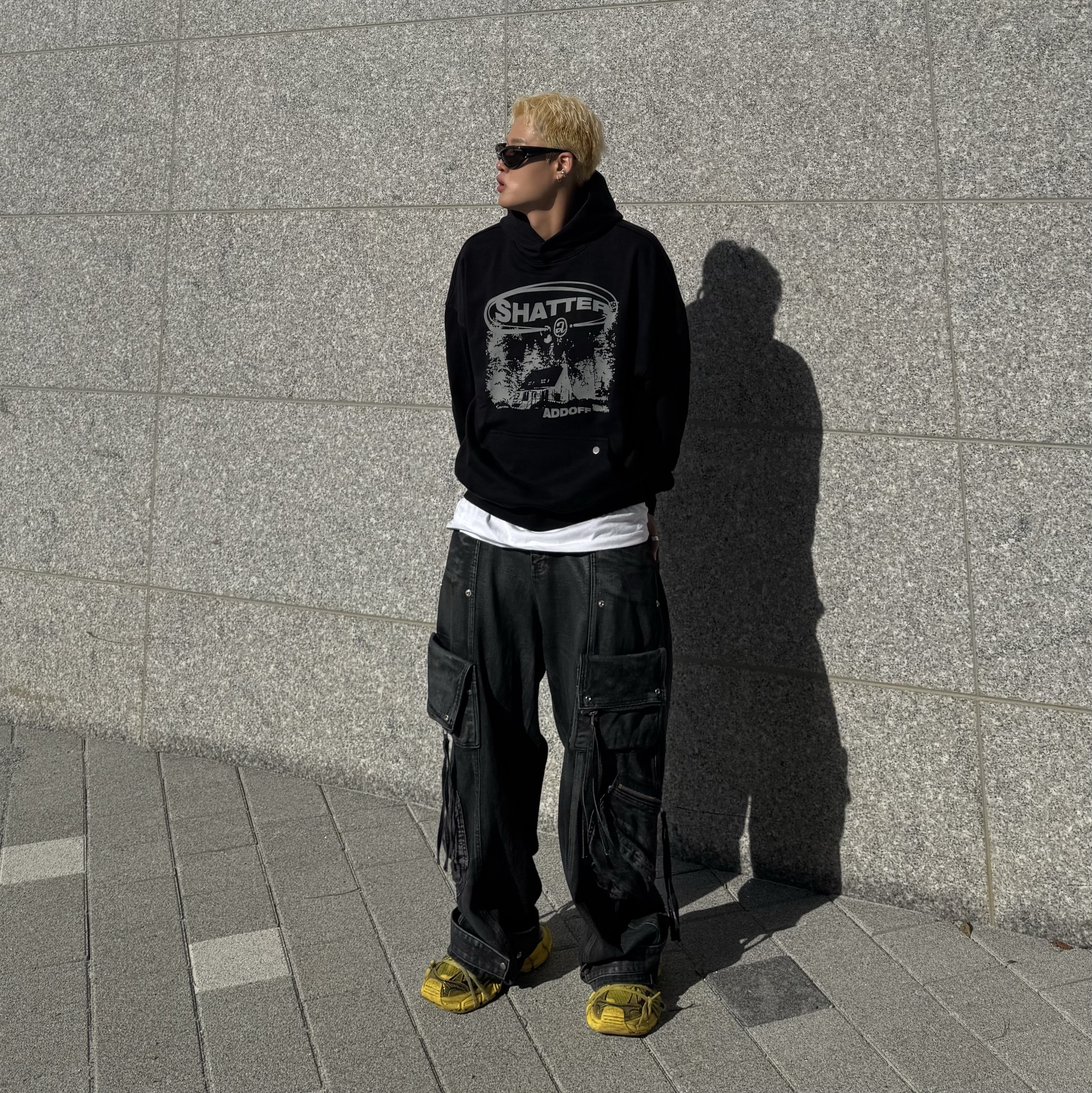 Balenciaga 3XL Sneakers Yellow Black 착용 스타일