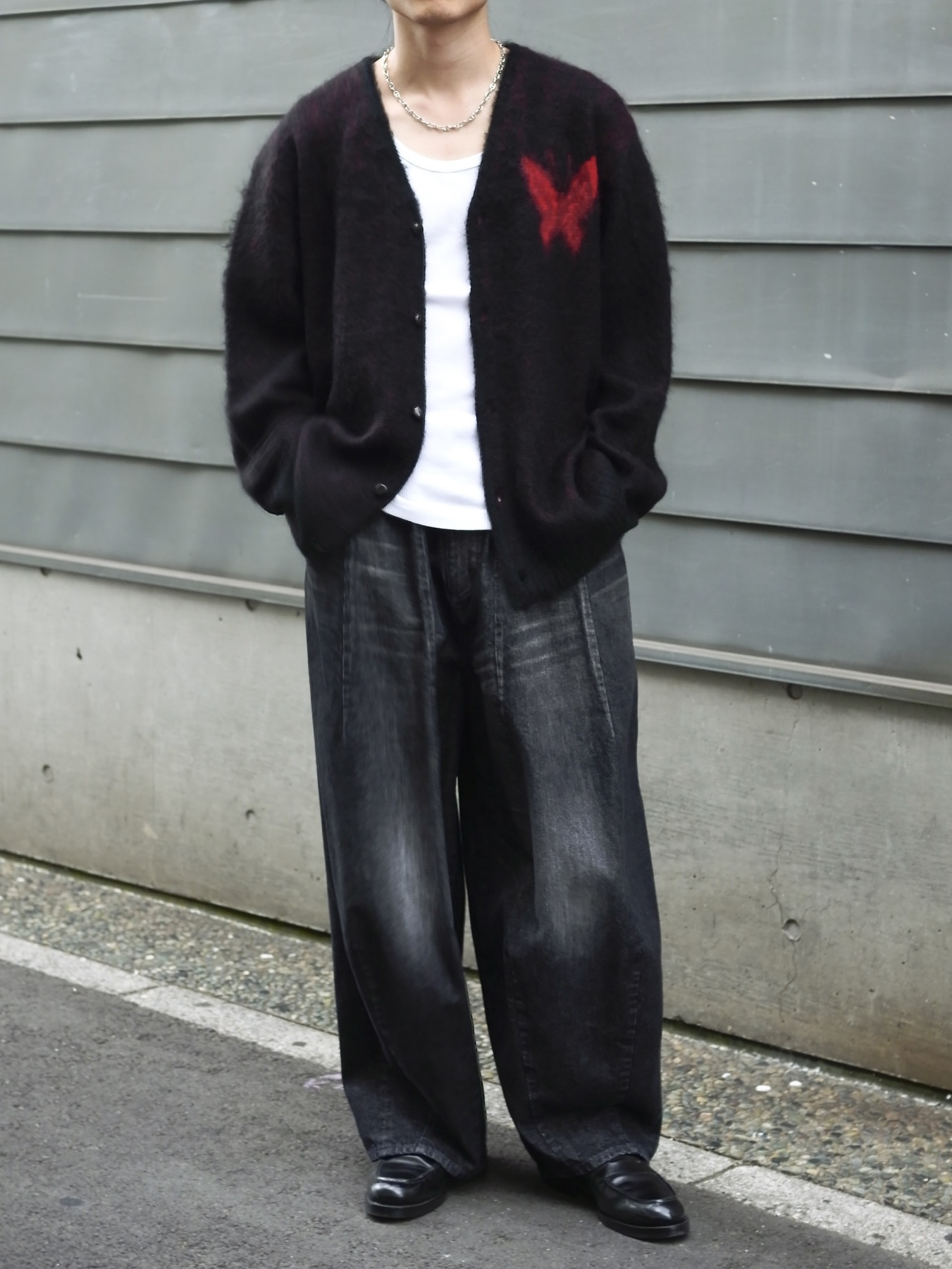 Needles x Studious Mohair Papillon 1 Cardigan Black 착용 스타일 - 4