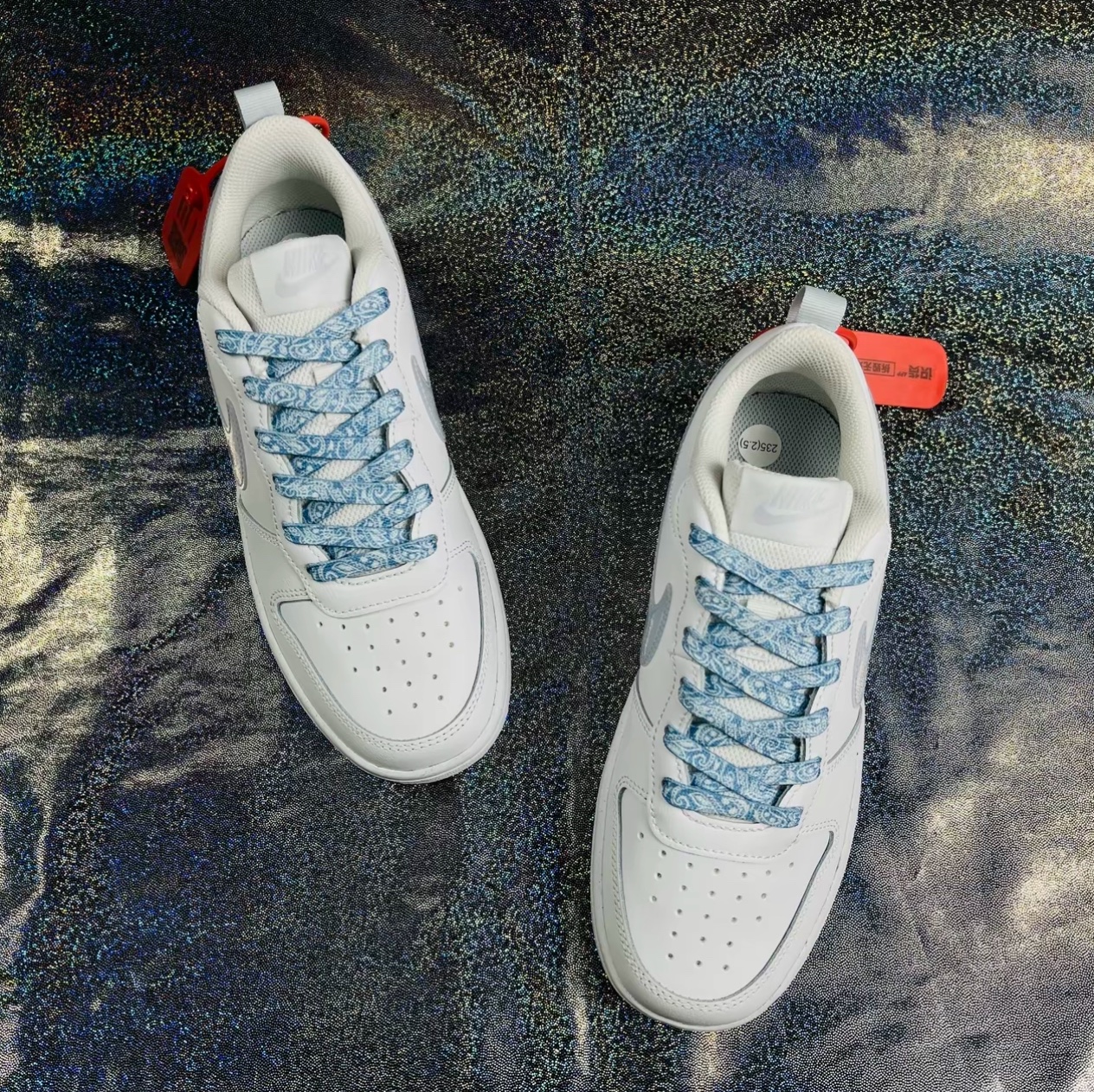 (GS) Nike Court Borough 2 White Aura 착용 스타일