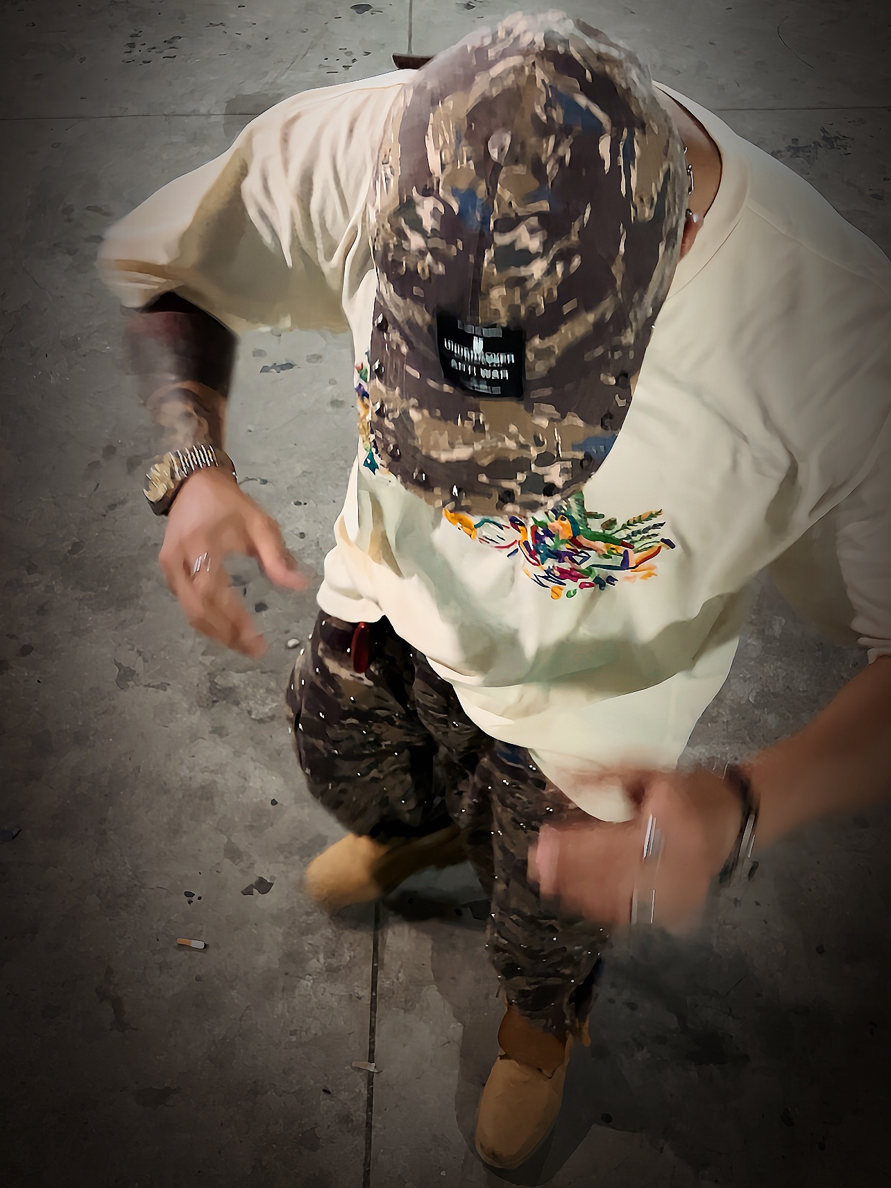 Supreme x Undercover Studded 6-Panel Brown Camo - 23SS, Supreme x Undercover Studded Cargo Pant Brown - 23SS 착용 스타일 - 1