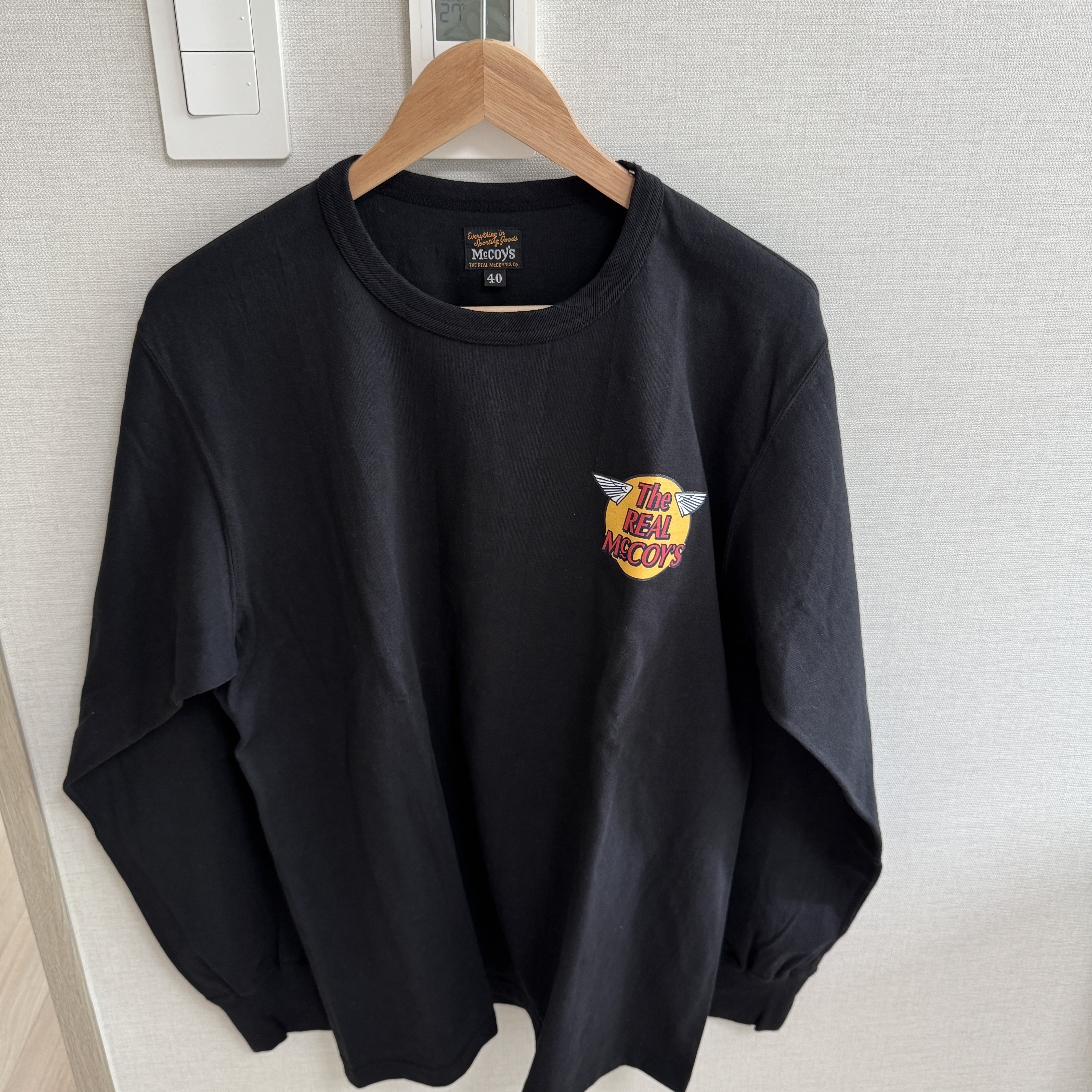 The Real McCoy's Long Sleeve Logo T-Shirt Black 착용 스타일 - 1