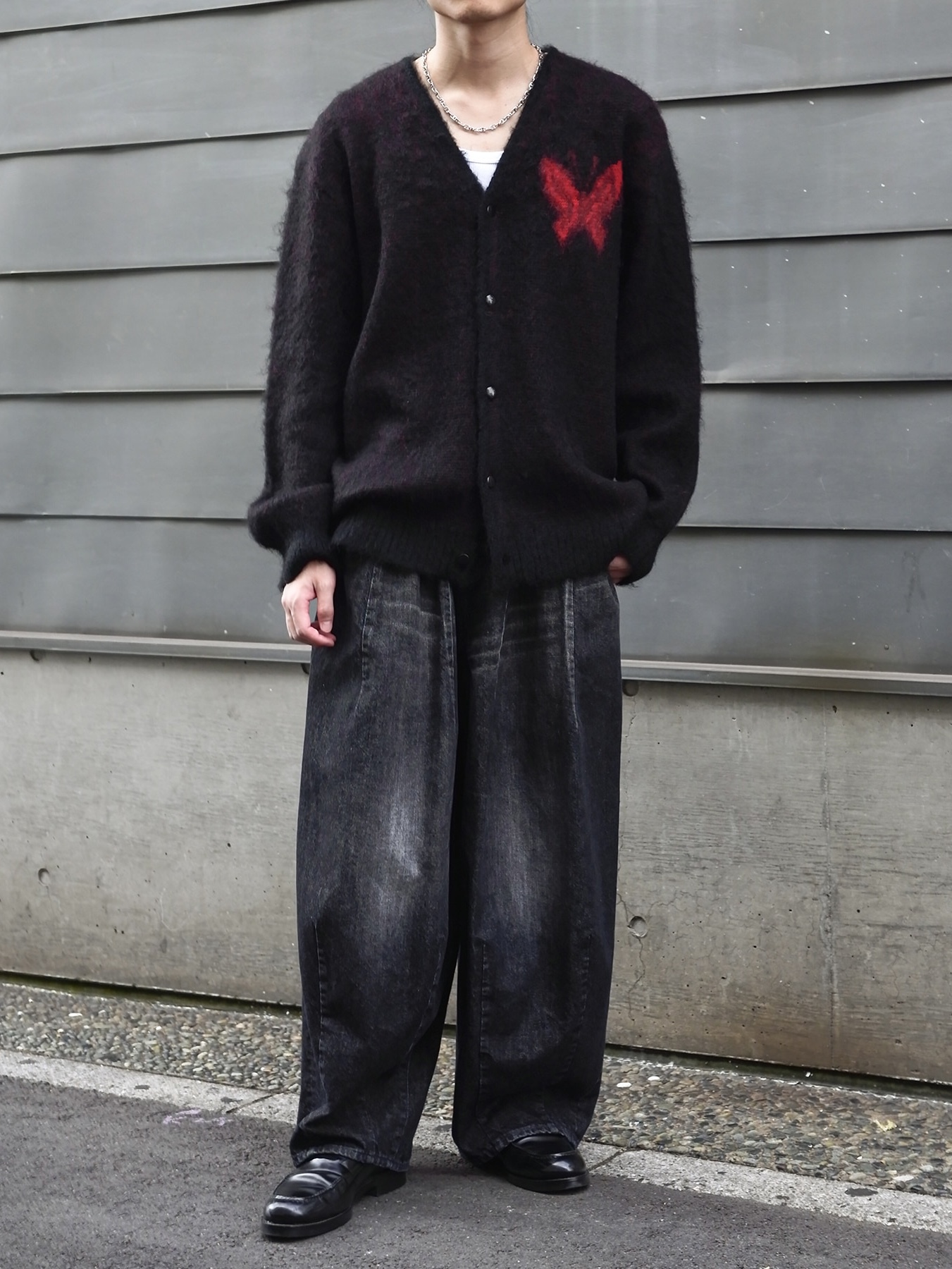 Needles x Studious Mohair Papillon 1 Cardigan Black 착용 스타일 - 3