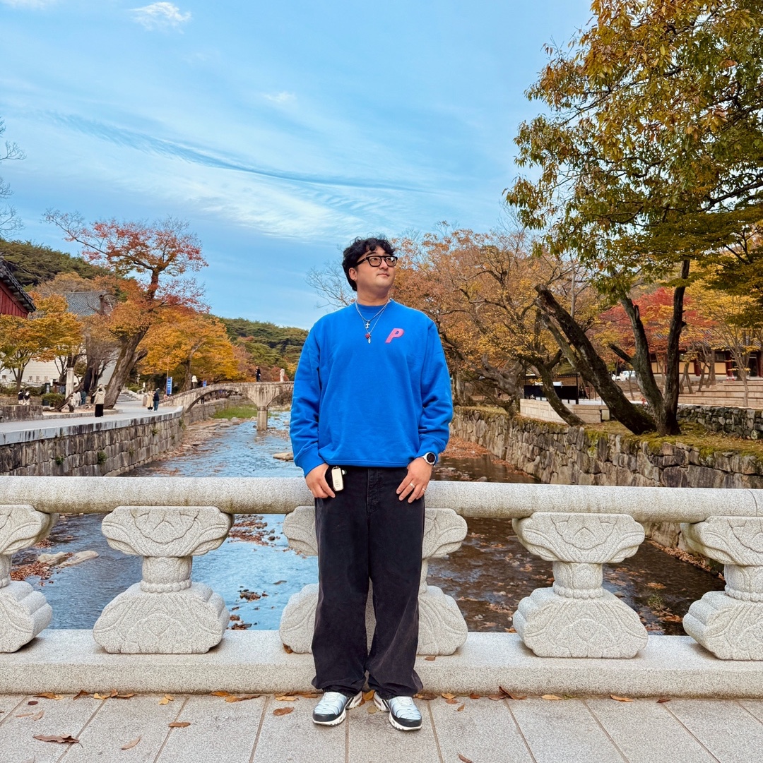 Palace P3 Glitter Crew Blue Berry - 24FW, Stussy Washed Canvas Big OL' Jean Black 착용 스타일 - 2