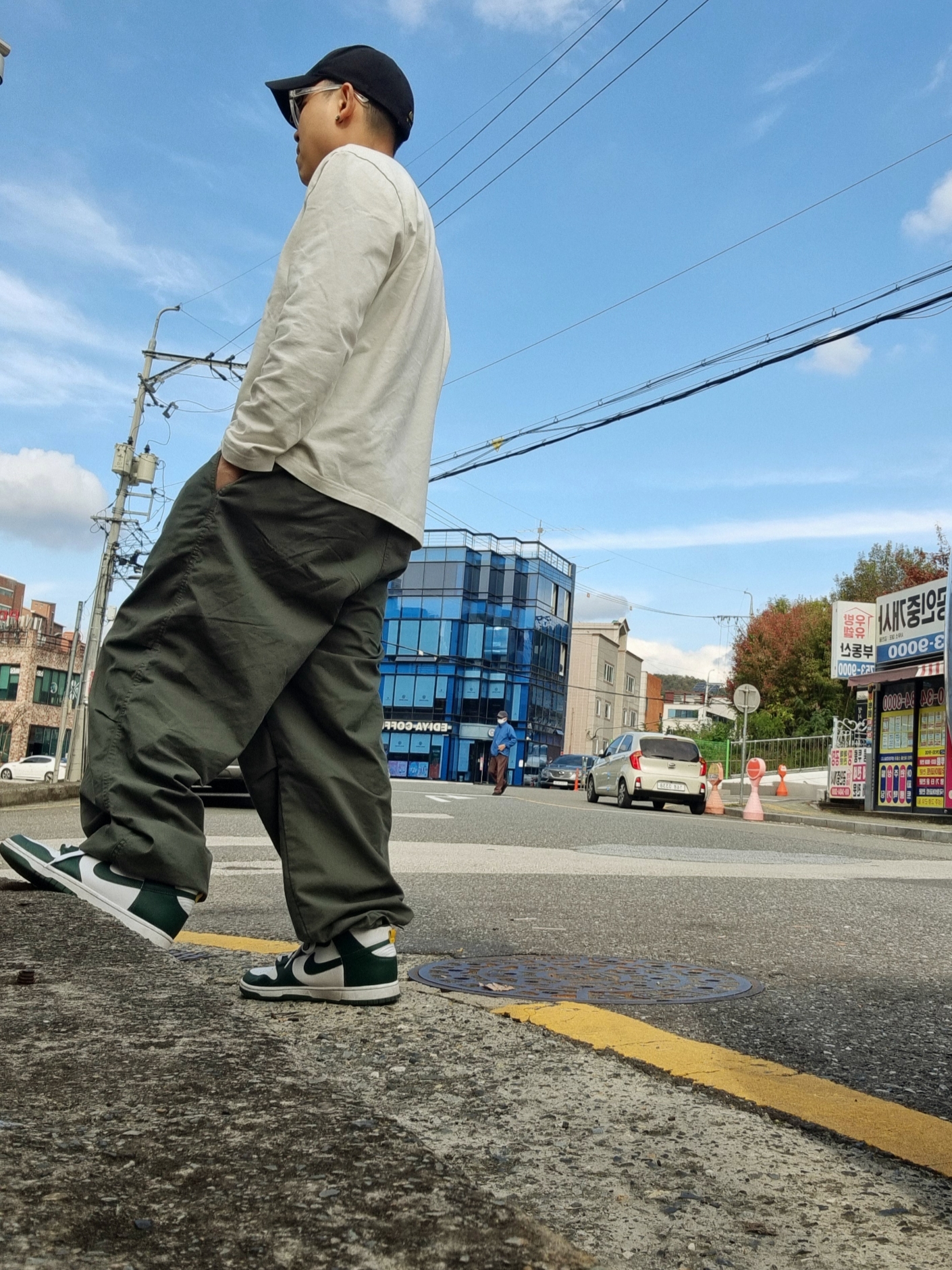 Nike Dunk High Retro Noble Green 착용 스타일 - 1