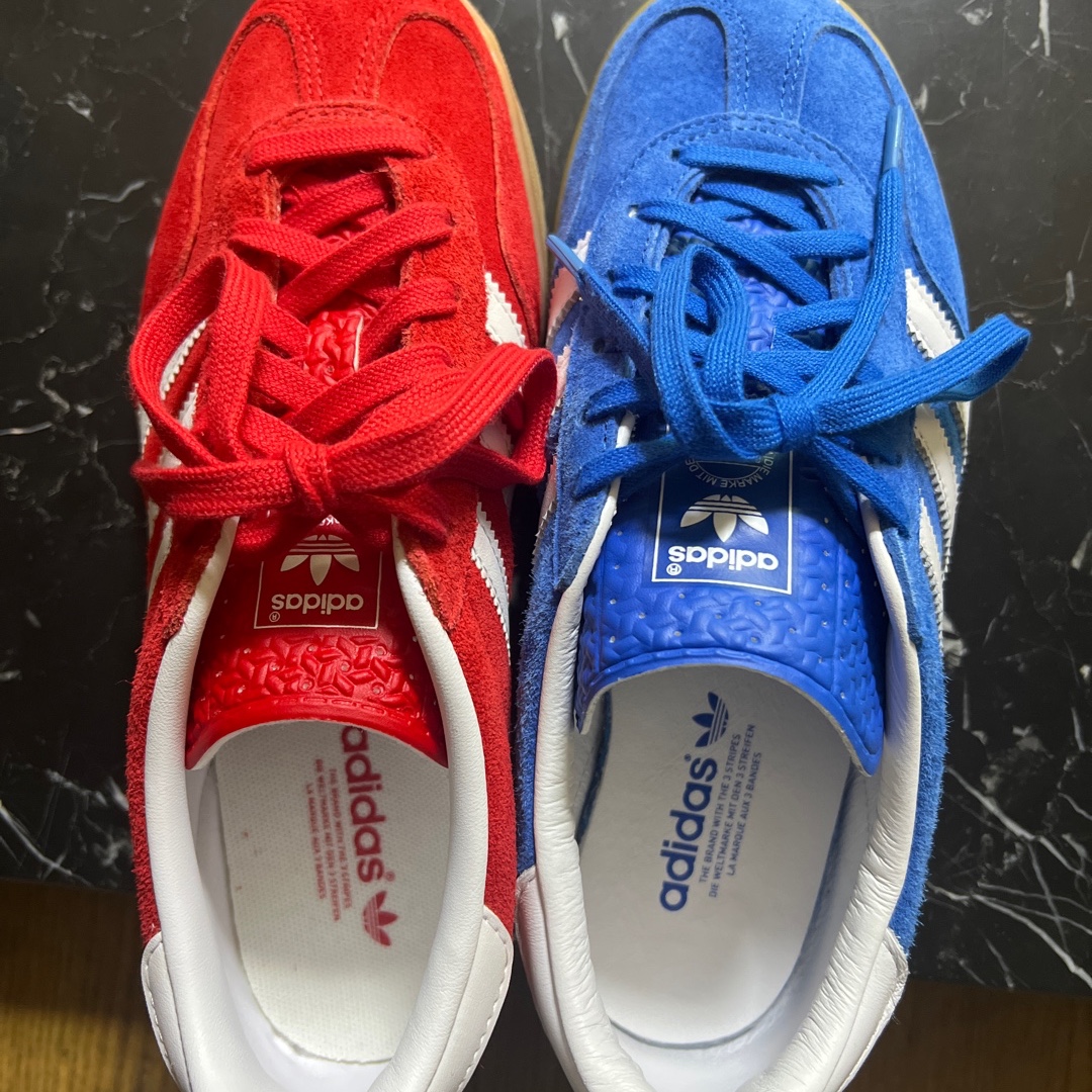 Adidas Gazelle Indoor Better Scarlet Cloud White 착용 스타일 - 2