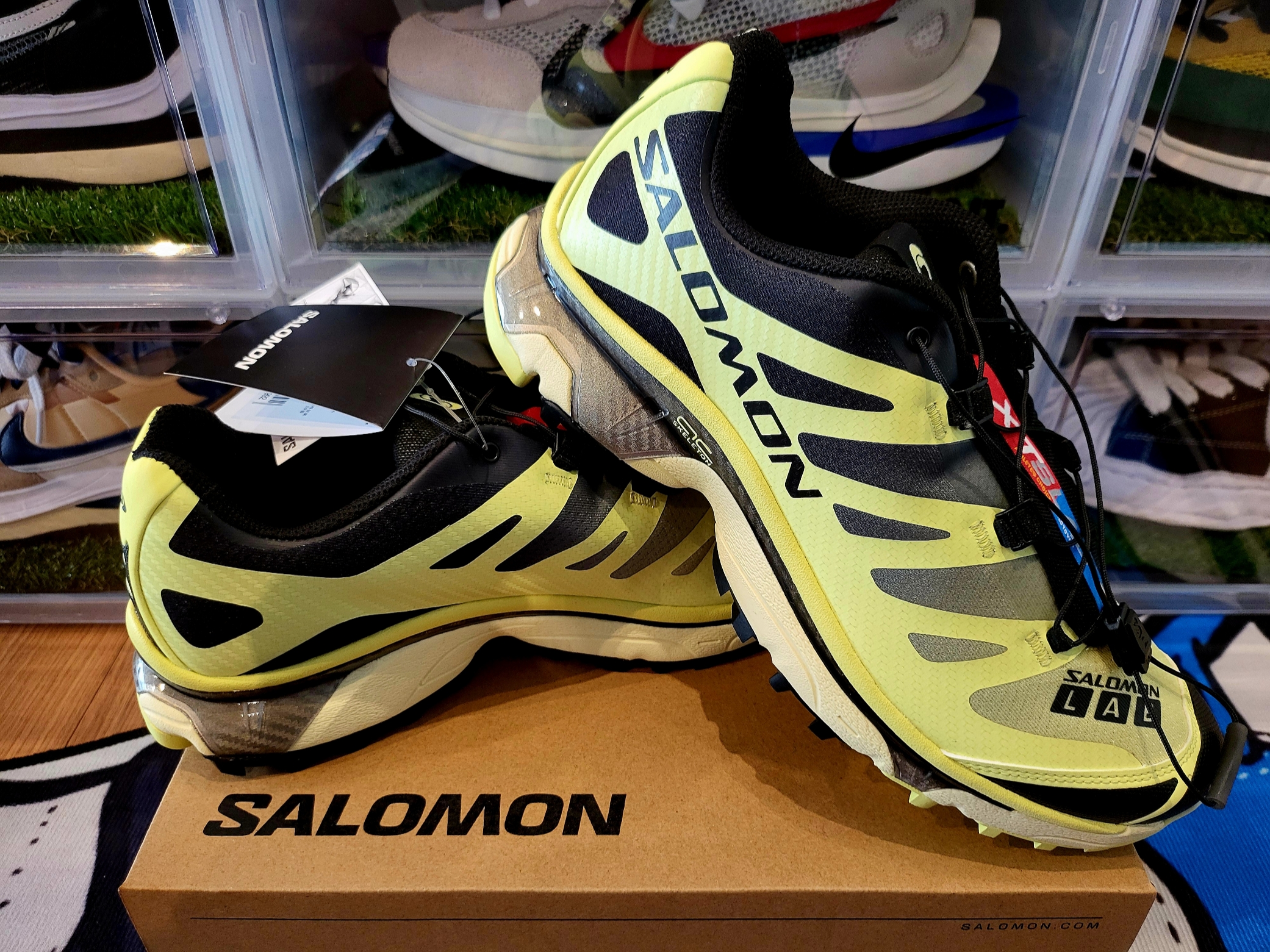Salomon XT-4 Sunny Lime Black 착용 스타일 - 5