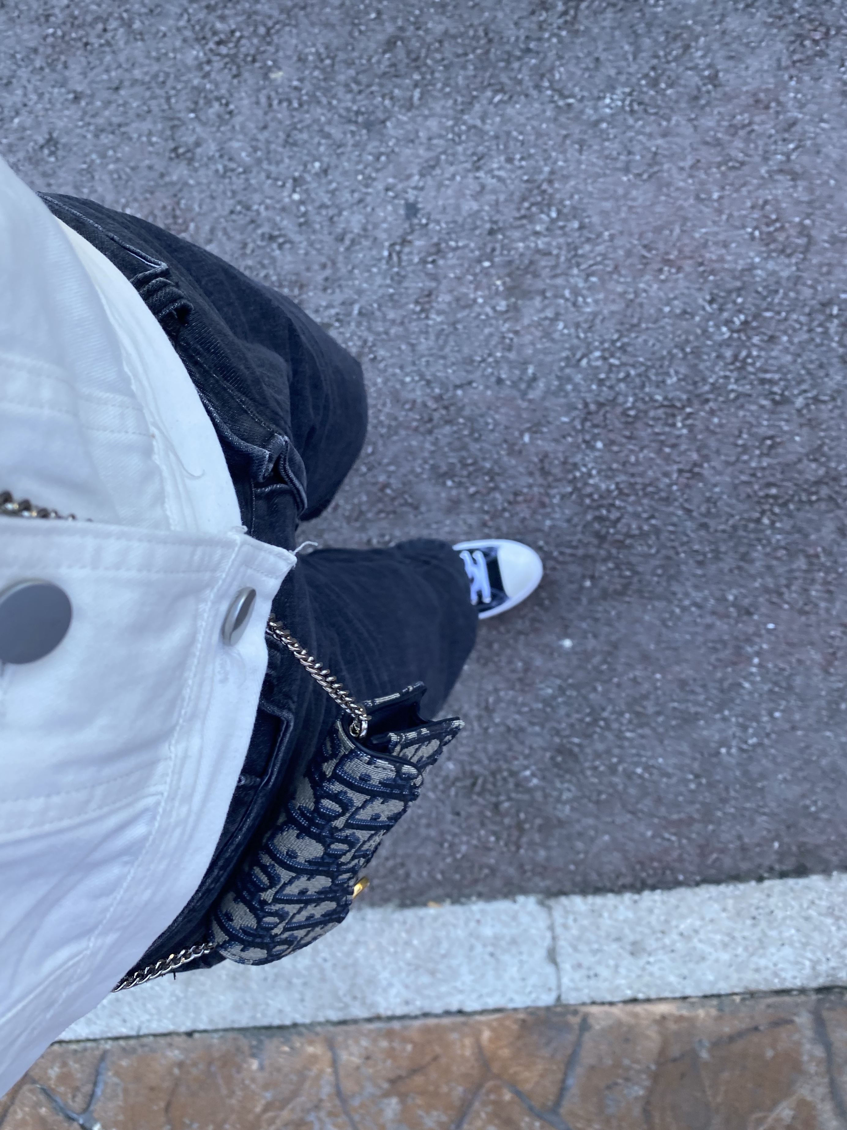 (W) Converse Chuck Taylor All Star Move High Black, Dior Saddle Flap Card Holder Blue Dior Oblique Jacquard 착용 스타일