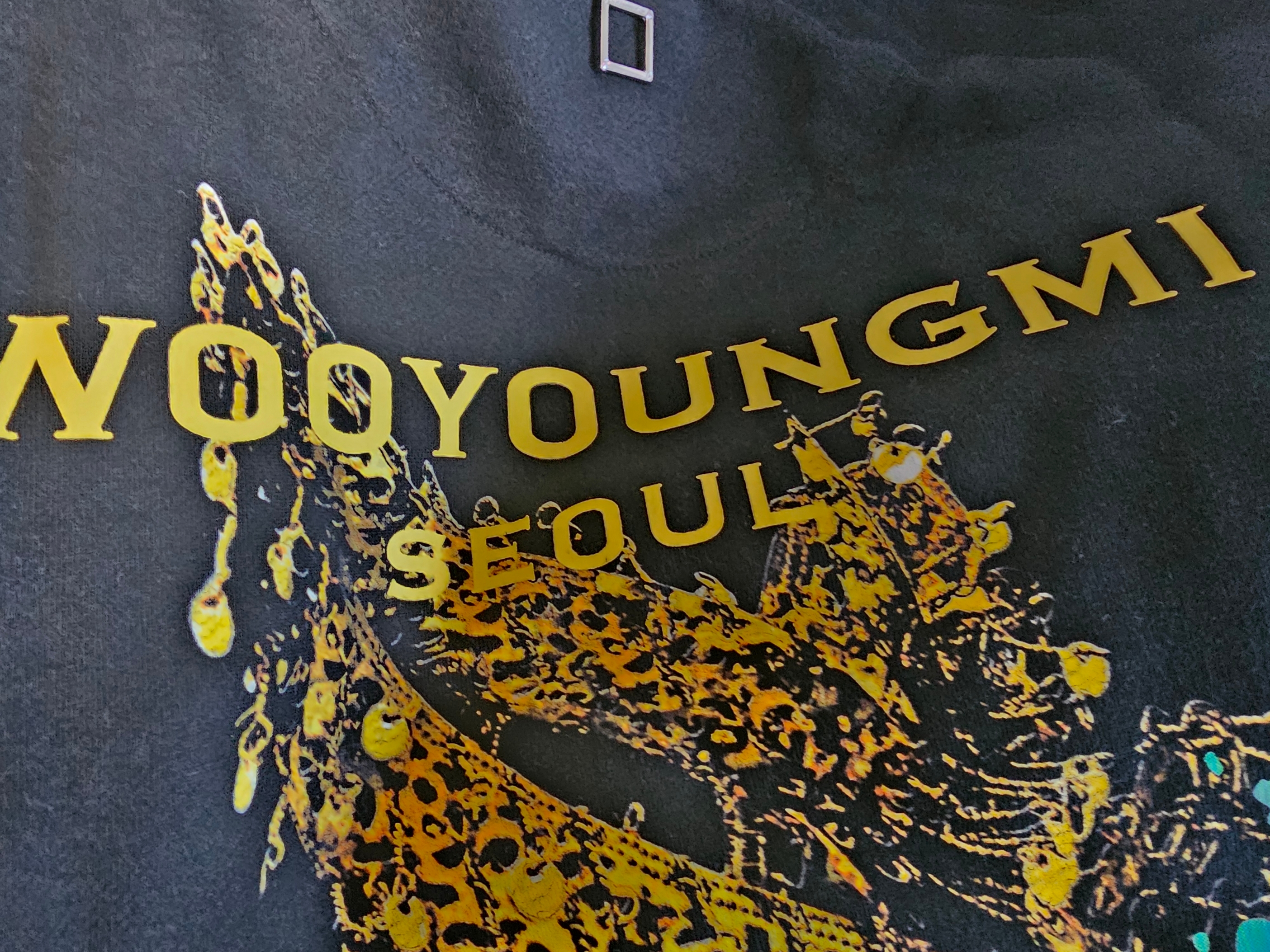Wooyoungmi Crown Back Logo Hooded T-Shirt Black - 23FW 착용 스타일