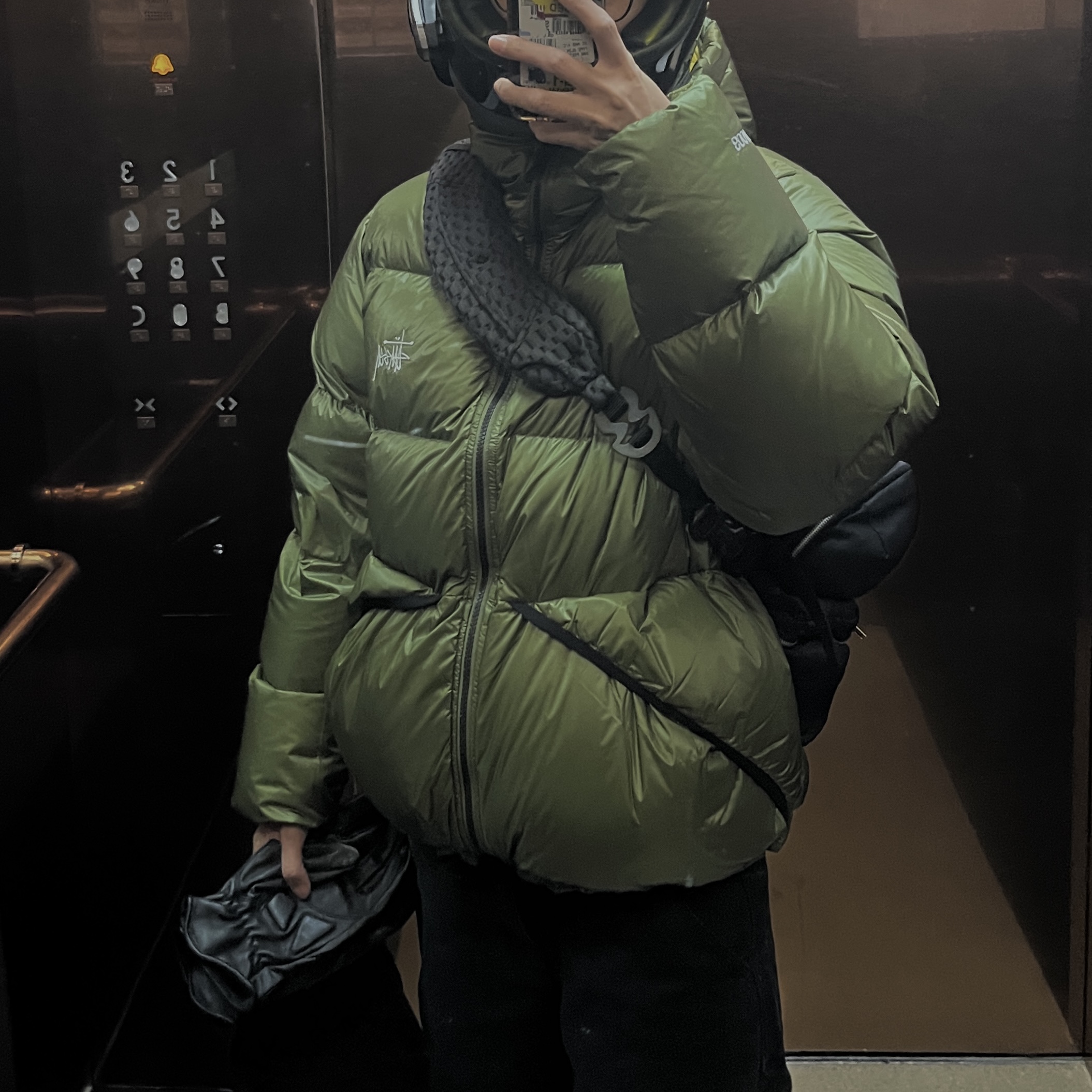 Stussy Midweight Puffer Black, Stussy Micro Ripstop Down Parka Olive 착용 스타일 - 2
