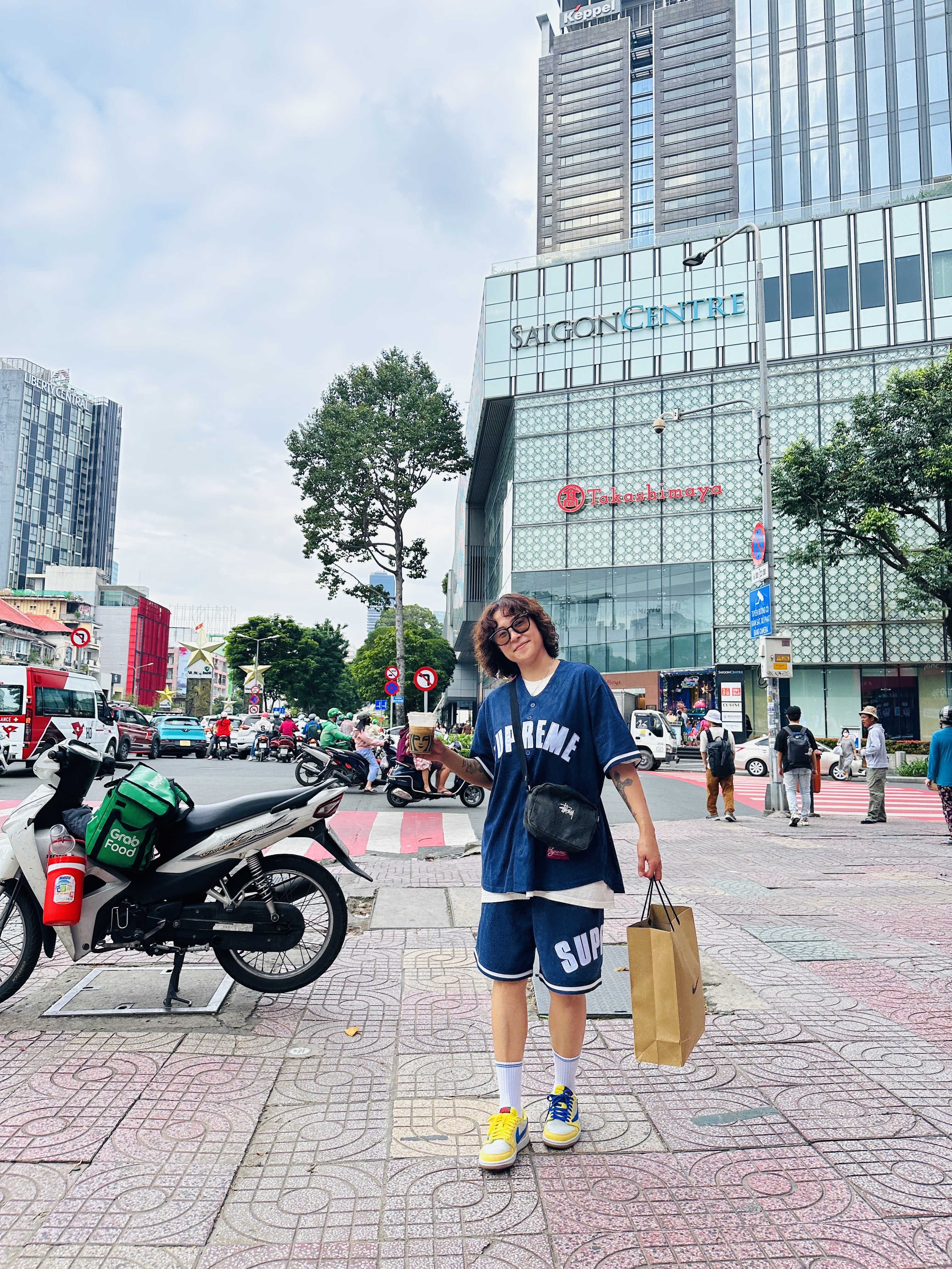 Supreme 99 LS Football Top Black - 24SS, Gentle Monster x Maison Margiela MM107 Black Black 착용 스타일 - 7