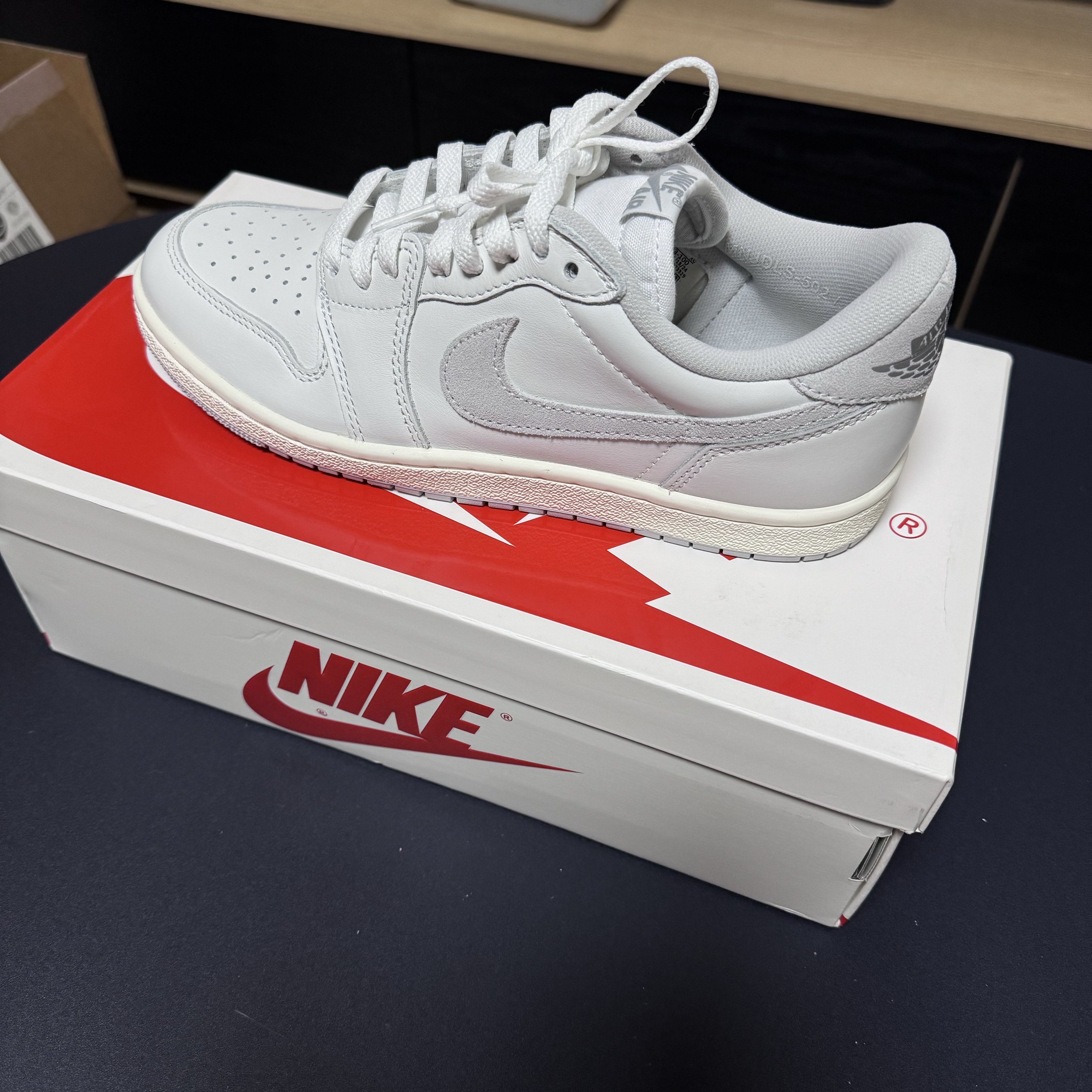 Jordan 1 Low 85 Neutral Grey 착용 스타일