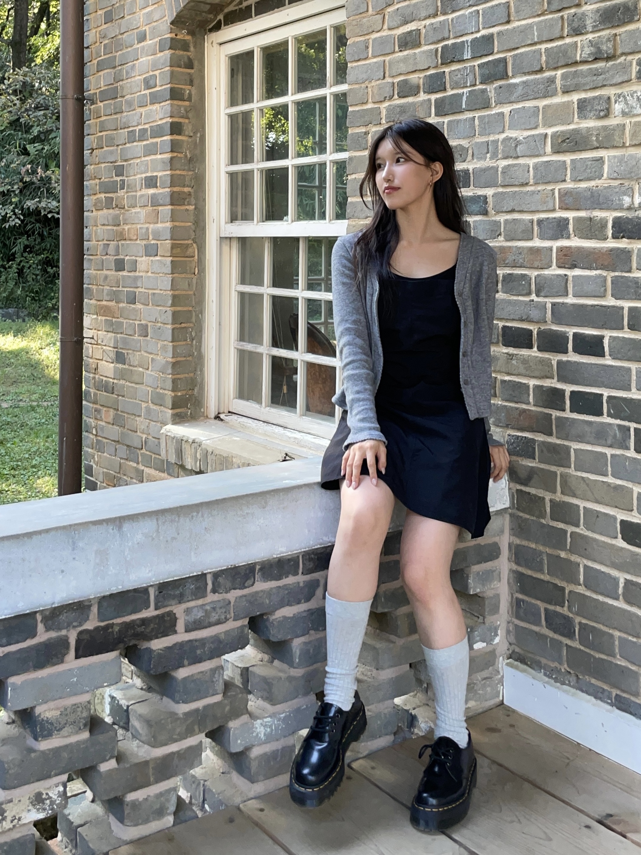 Dr. Martens Women 1461 Quad Black 착용 스타일 - 1