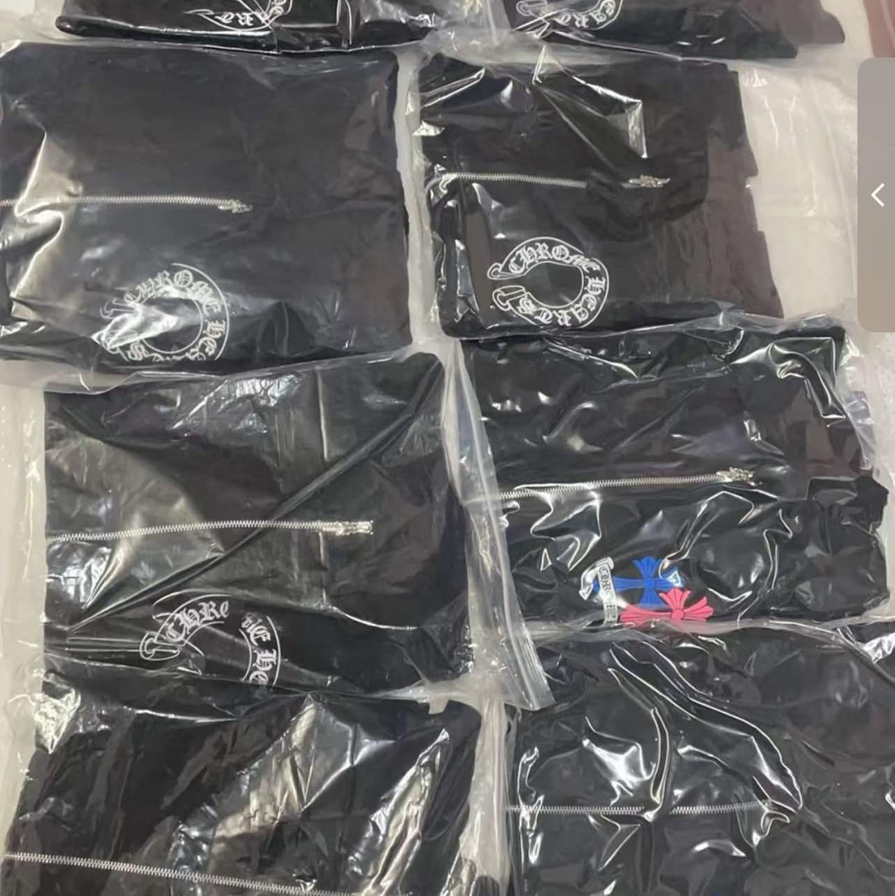 Chrome Hearts Multi Color Cross Fleece Zip-Up Hoodie Black 착용 스타일
