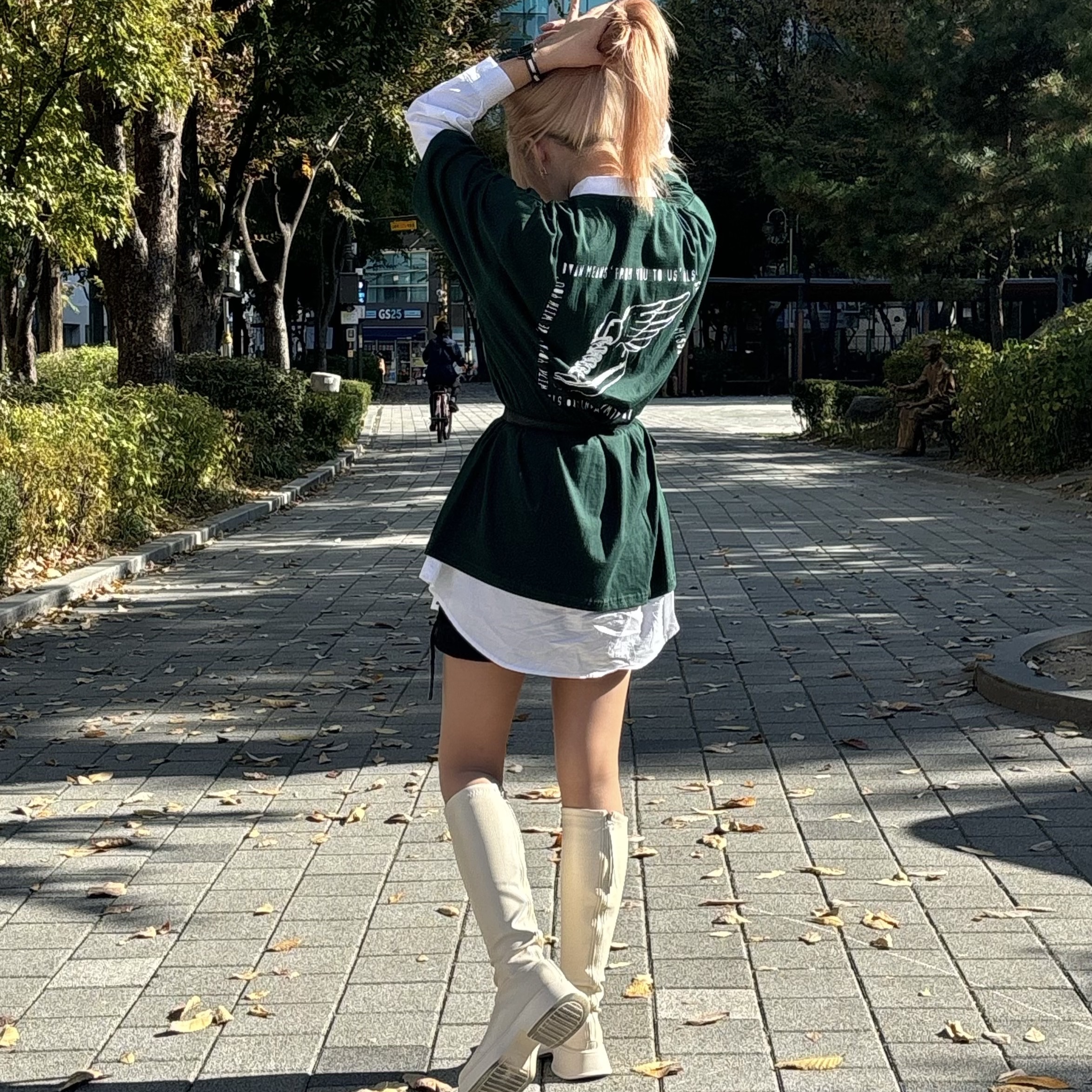 DVAN BarcoHalf Sleeve T-Shirt Deep Green 착용 스타일 - 2