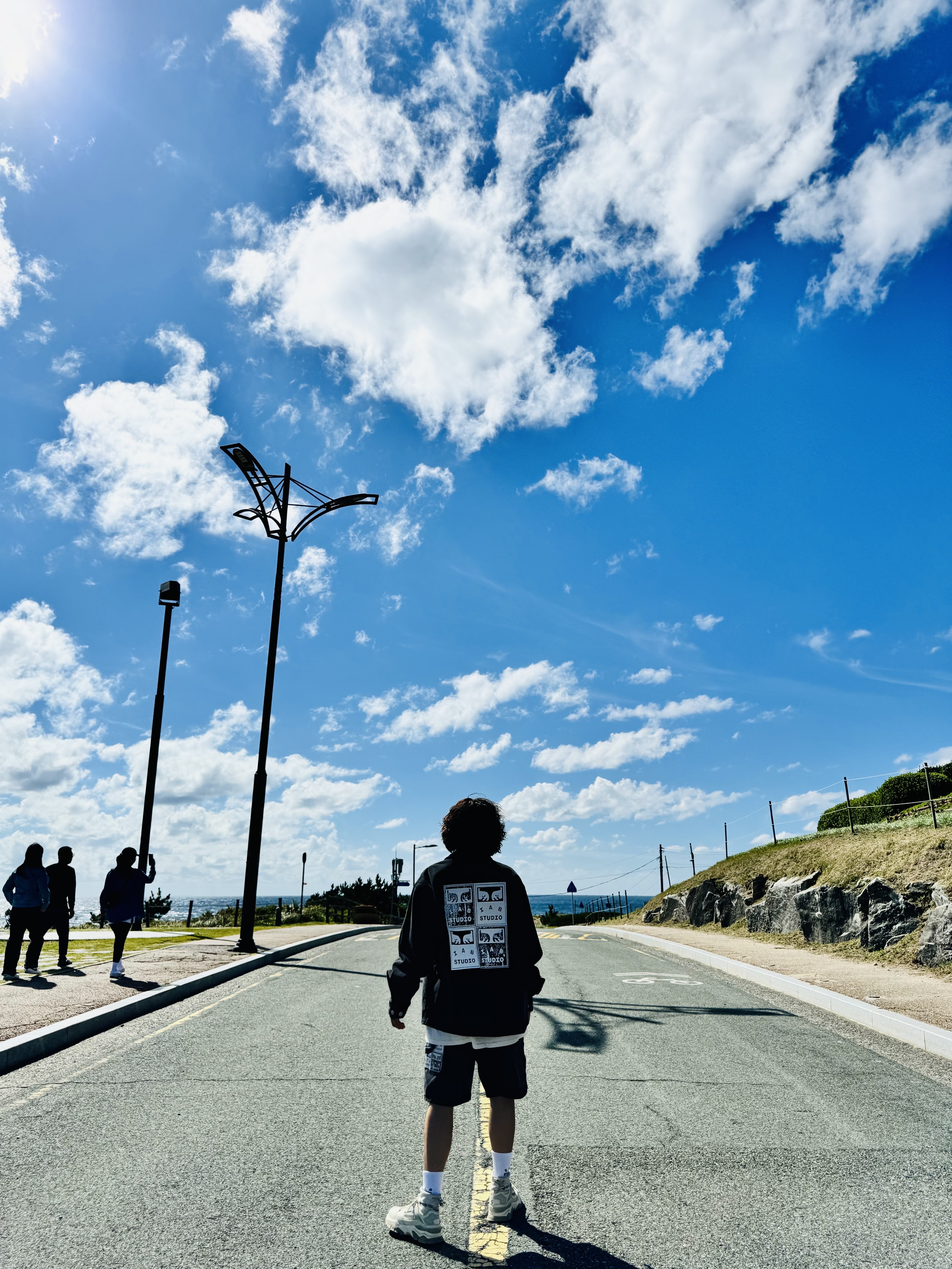 Supreme 99 LS Football Top Black - 24SS, Gentle Monster x Maison Margiela MM107 Black Black 착용 스타일 - 3