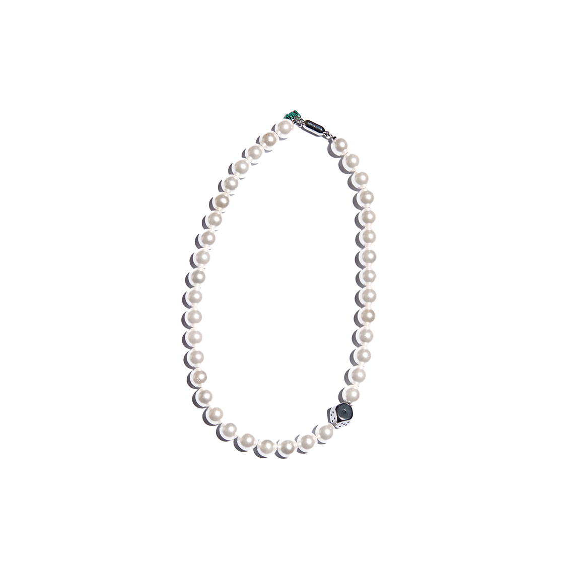#67 NiRO.SERENDiPiTY One Dice Pearl Necklace #67