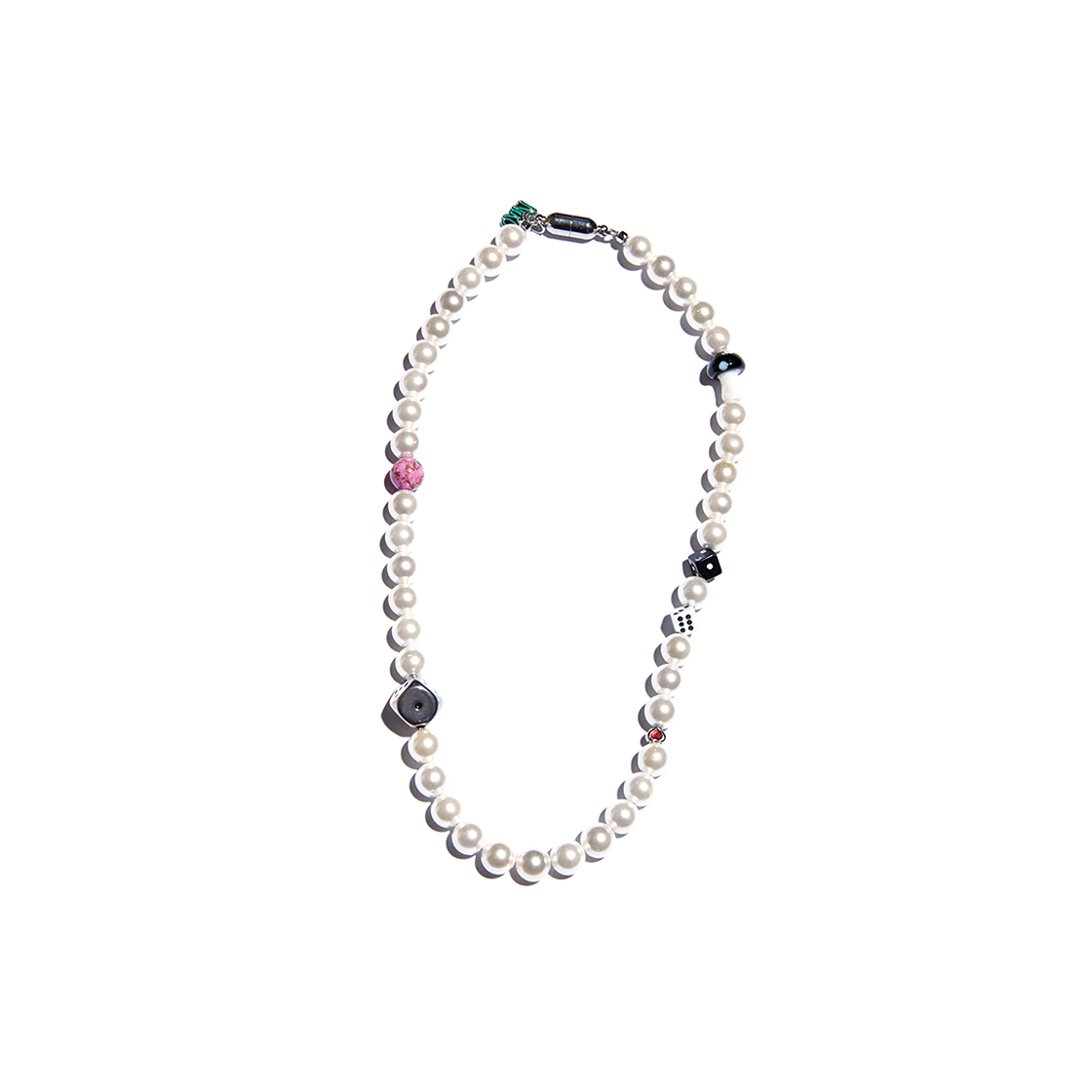 #68 NiRO.SERENDiPiTY Dice Mushroom Pearl Necklace #68