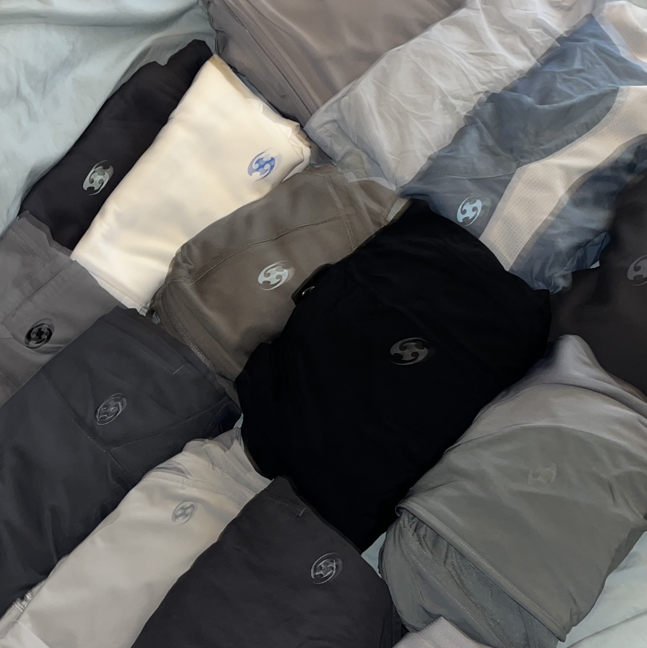 Sansan Gear Taped Hoodie Charcoal - 23SS, Sansan Gear Placket Long Sleeves Grey 착용 스타일