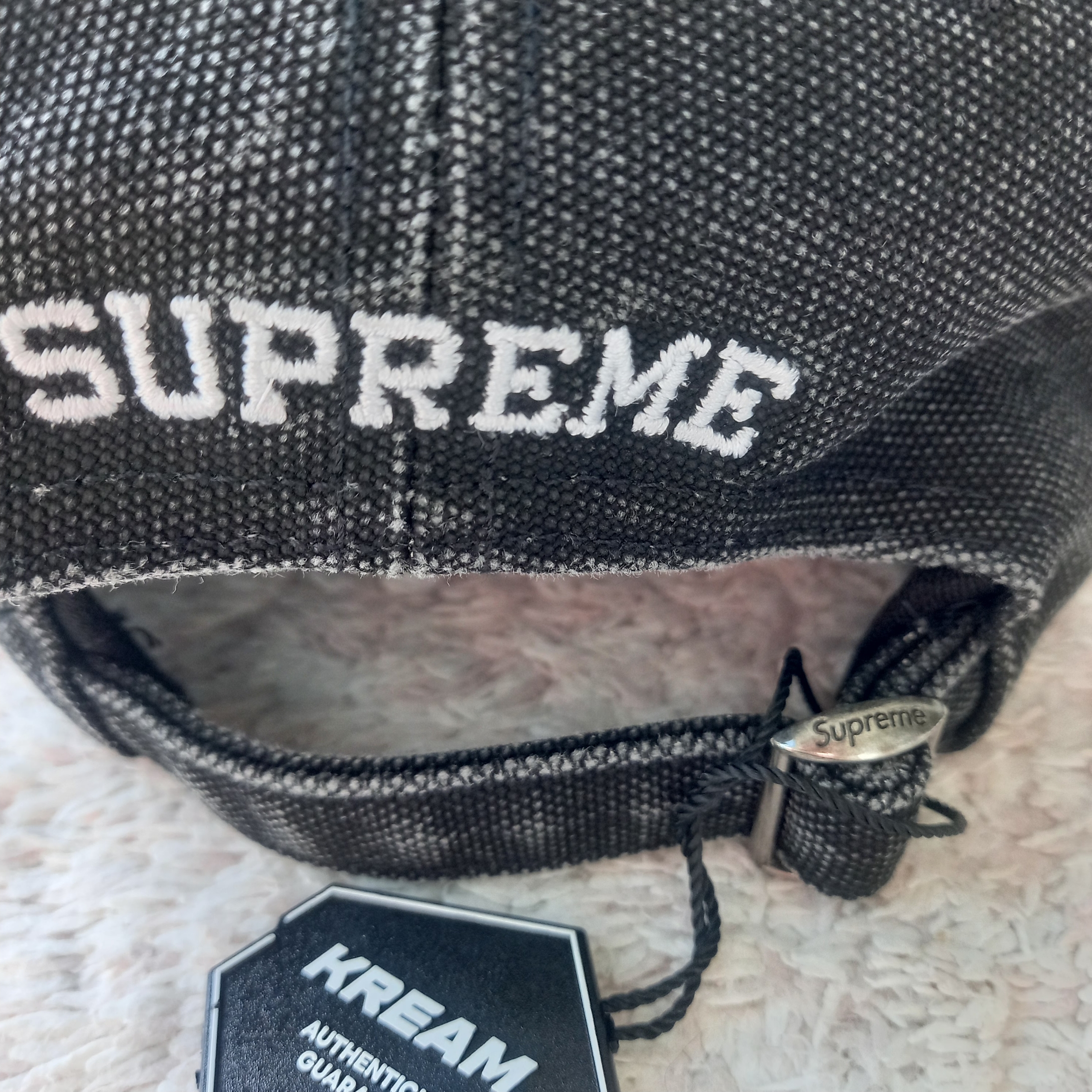 Supreme Pigment S Logo 6-Panel Black - 24FW 착용 스타일 - 5