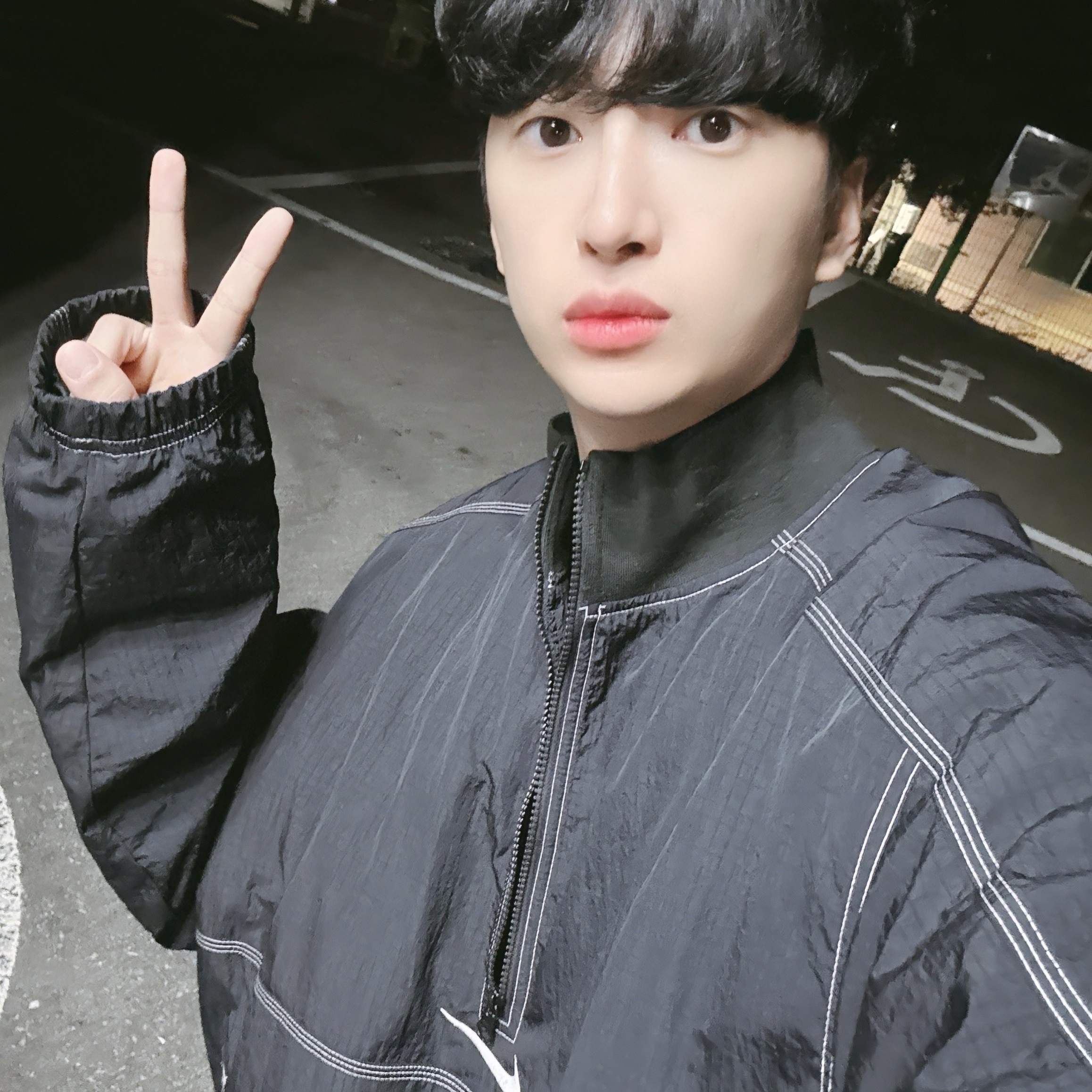 Supreme x Nike Ripstop Pullover Black - 24SS 착용 스타일