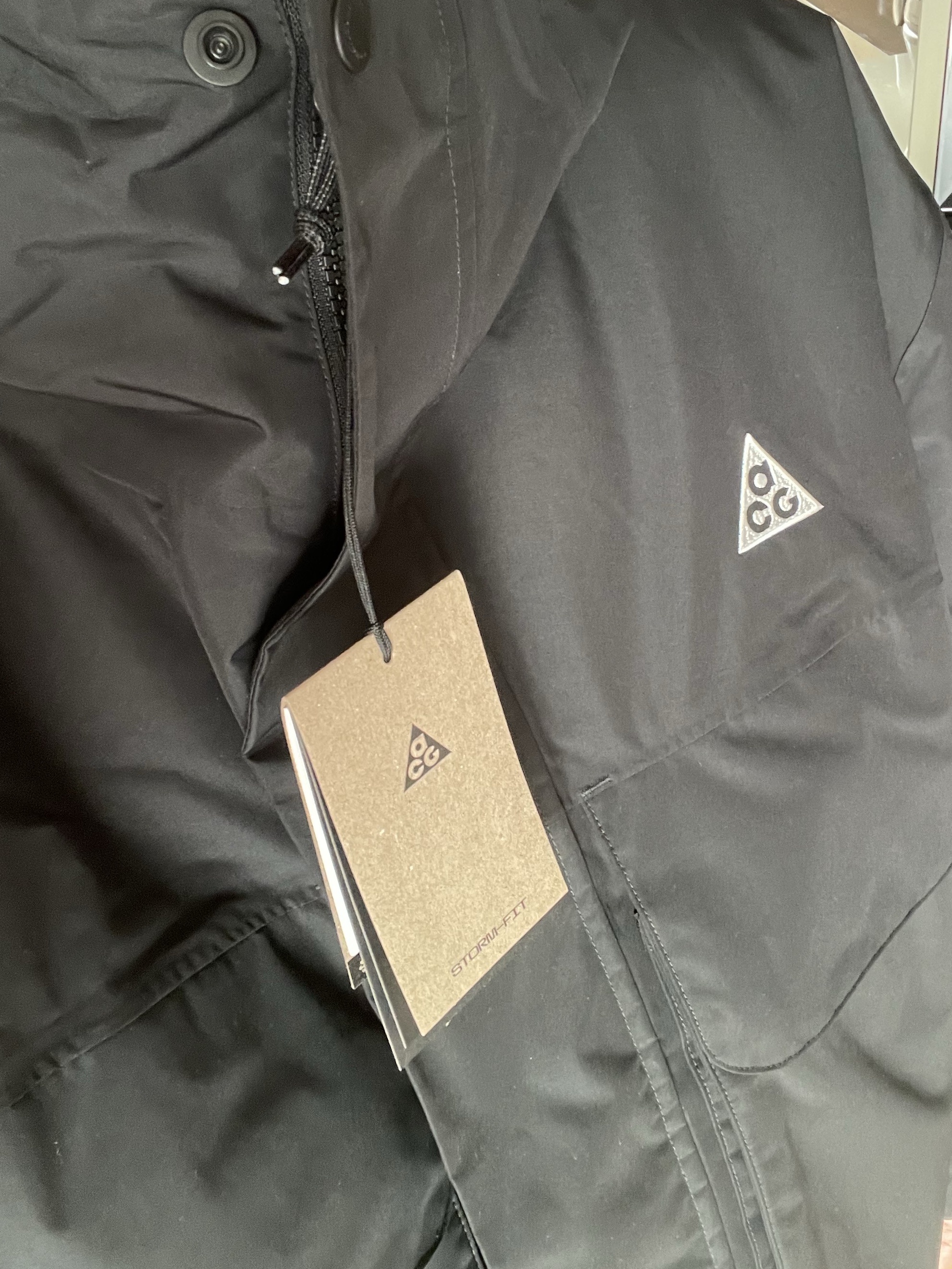 Nike ACG Primaloft Skull Peak Storm-Fit Jacket Black Anthracite - Asia 착용 스타일