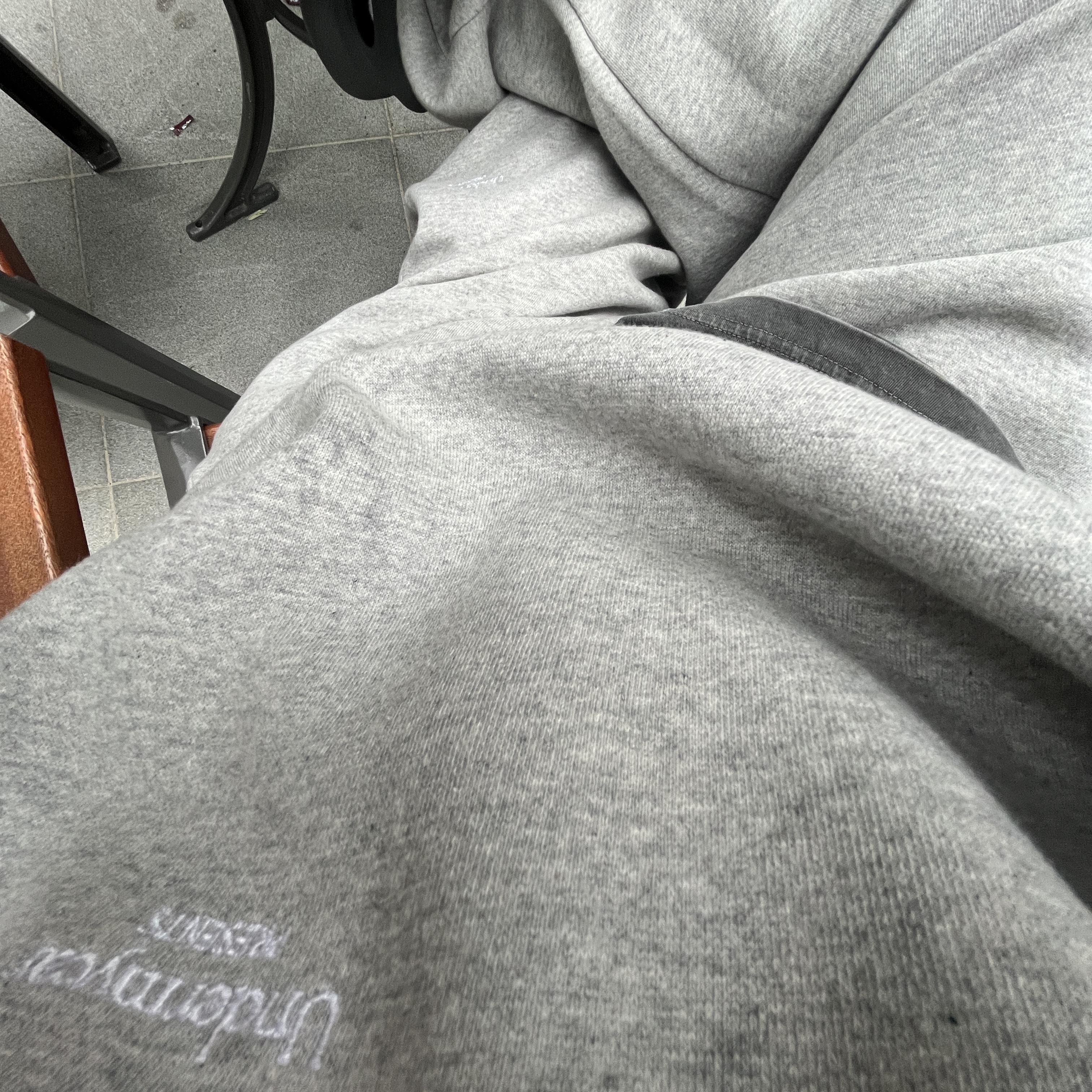 Undermycar Mu.14 Anti Fxxking Logo Play Oversized Bonded Sweat Shirts Melange Gray, Undermycar Mu.03 Anti Fxxking Logo Play Oversized Sweat Jogger Melange Gray 착용 스타일