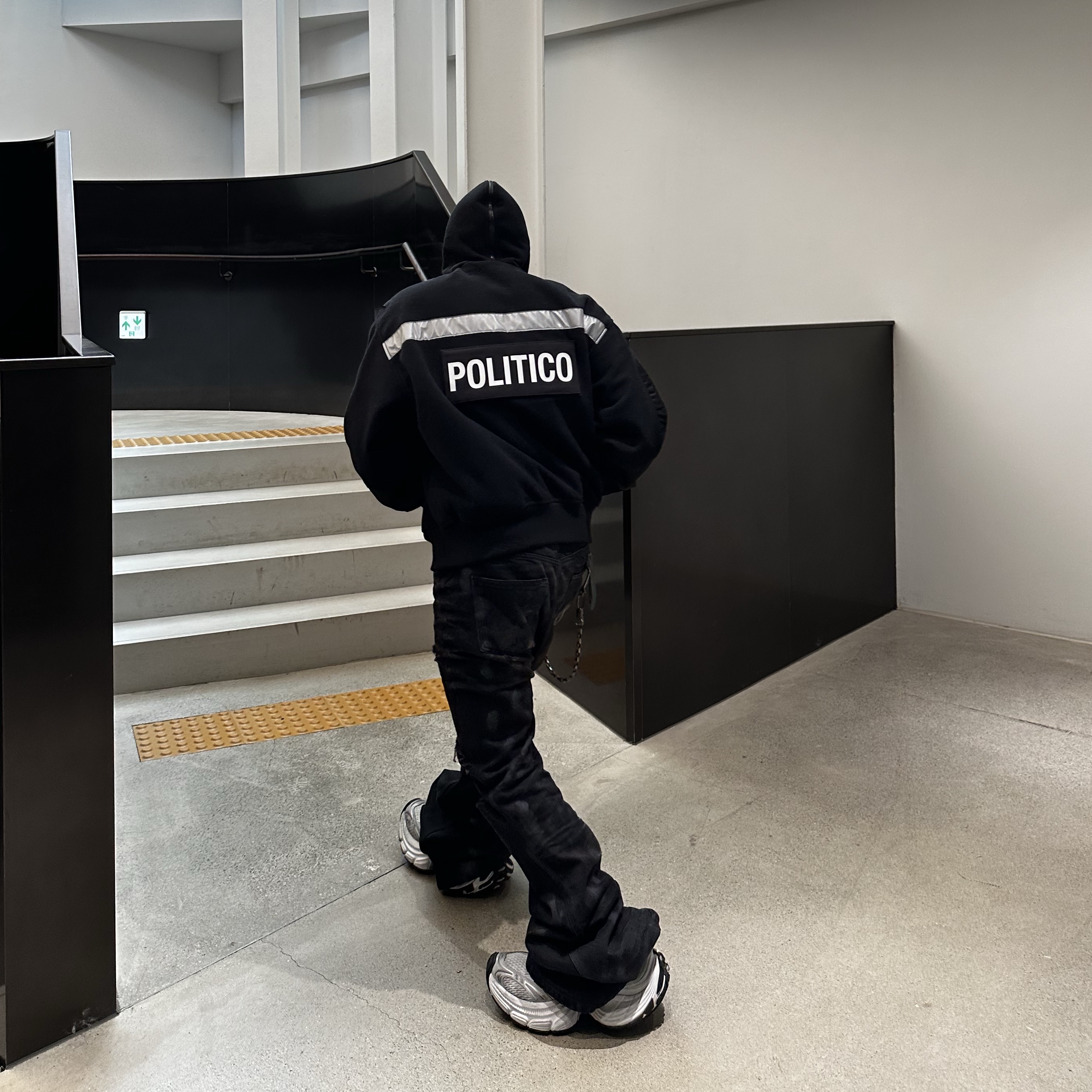 Project G/R Politico Fleece Jacket Black 착용 스타일