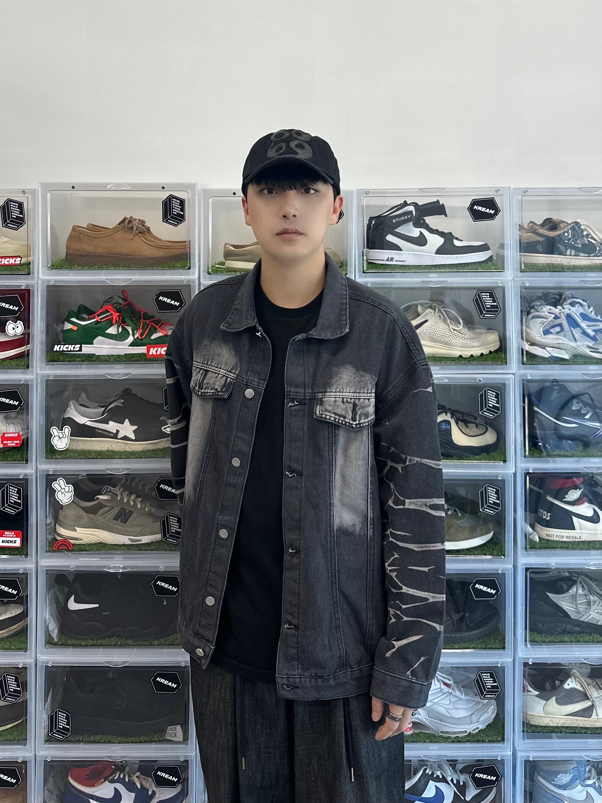 Toga Virilis AJ1066 Mules Leather Black 착용 스타일 - 2