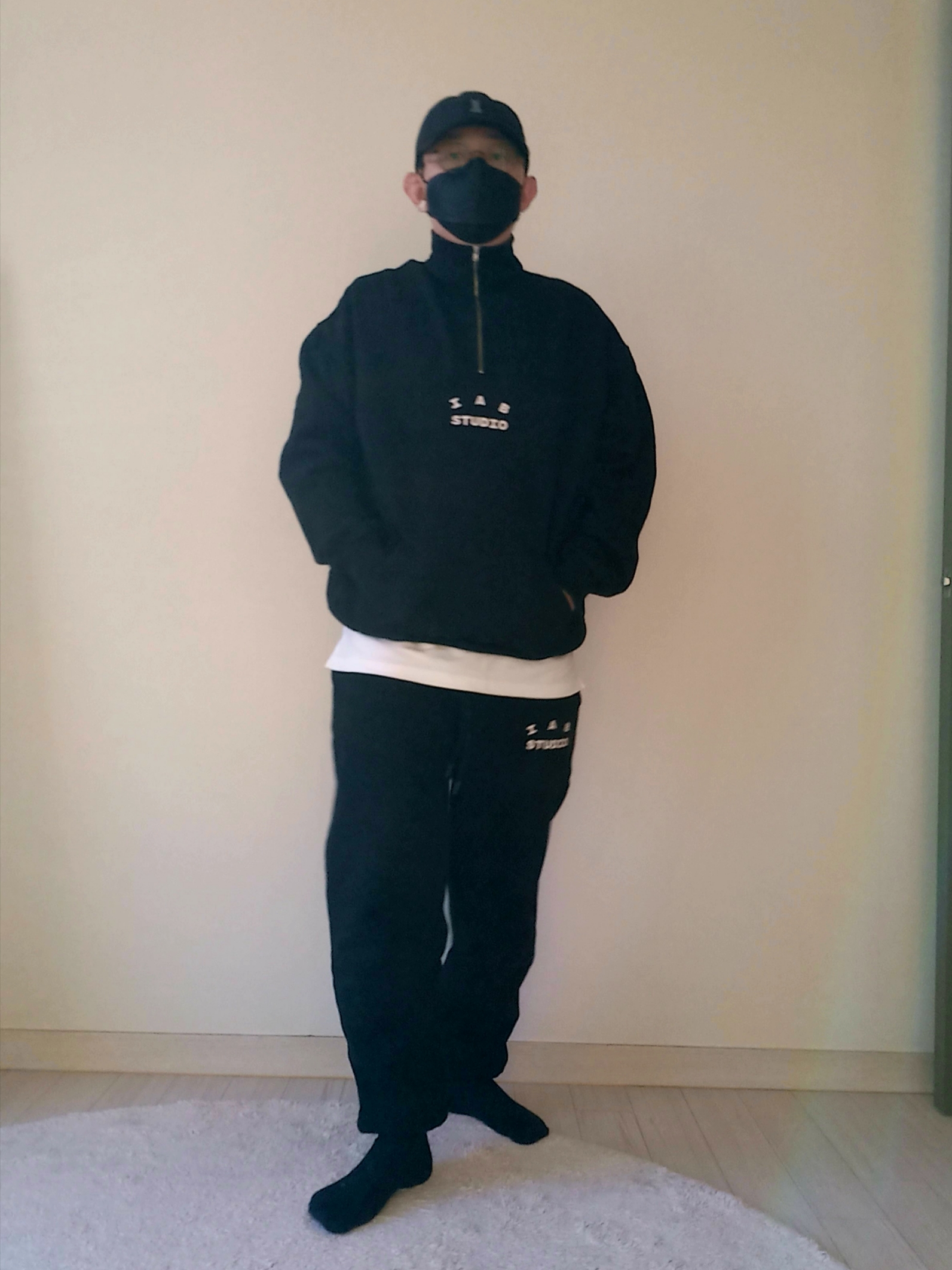 IAB Studio Socks White Black (5 Pack), Supreme Small Box T-Shirt White - 24SS 착용 스타일 - 6
