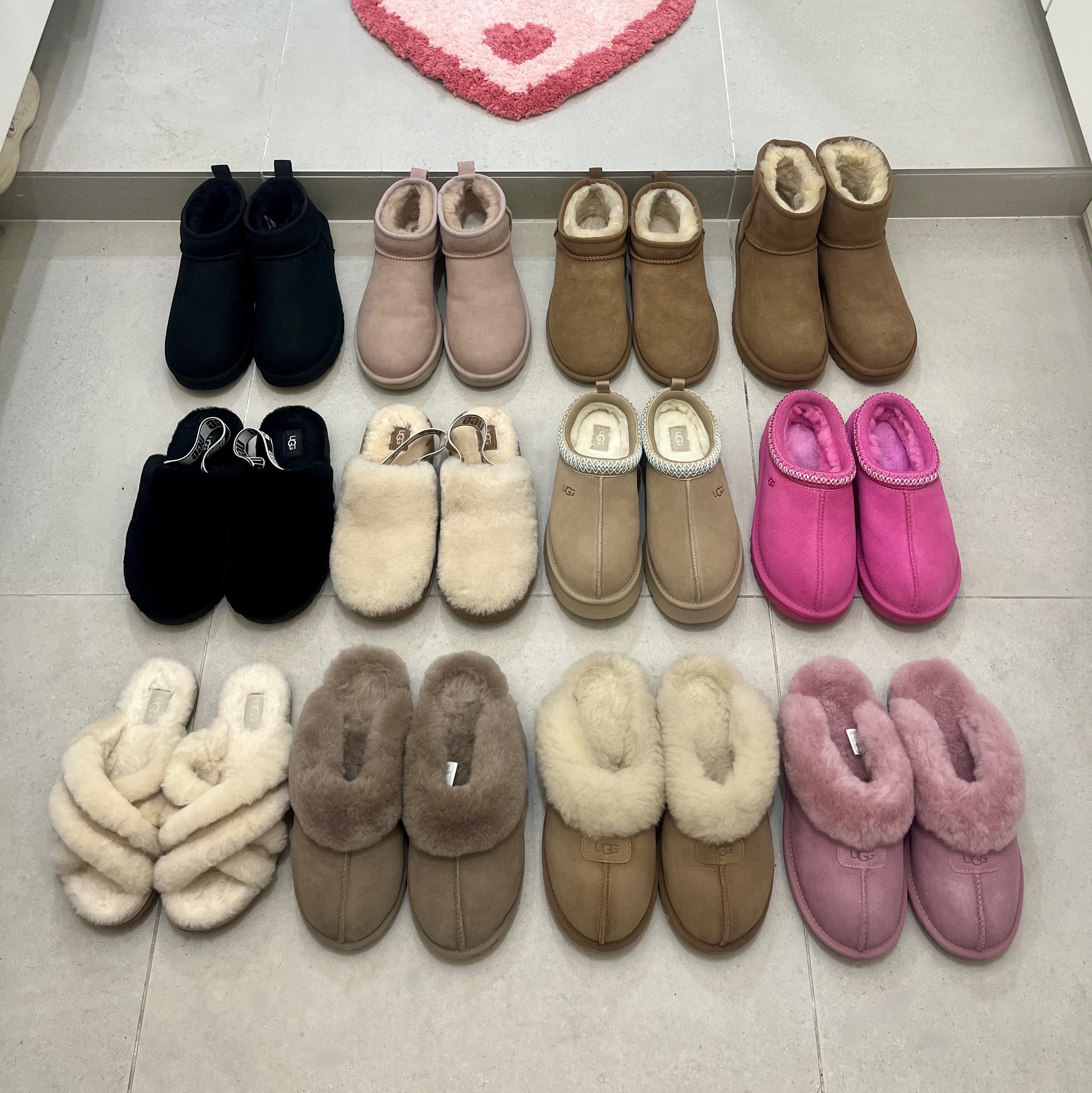 (W) UGG Classic Ultra Mini Boots Black, (W) UGG Classic Ultra Mini Rose Grey 착용 스타일