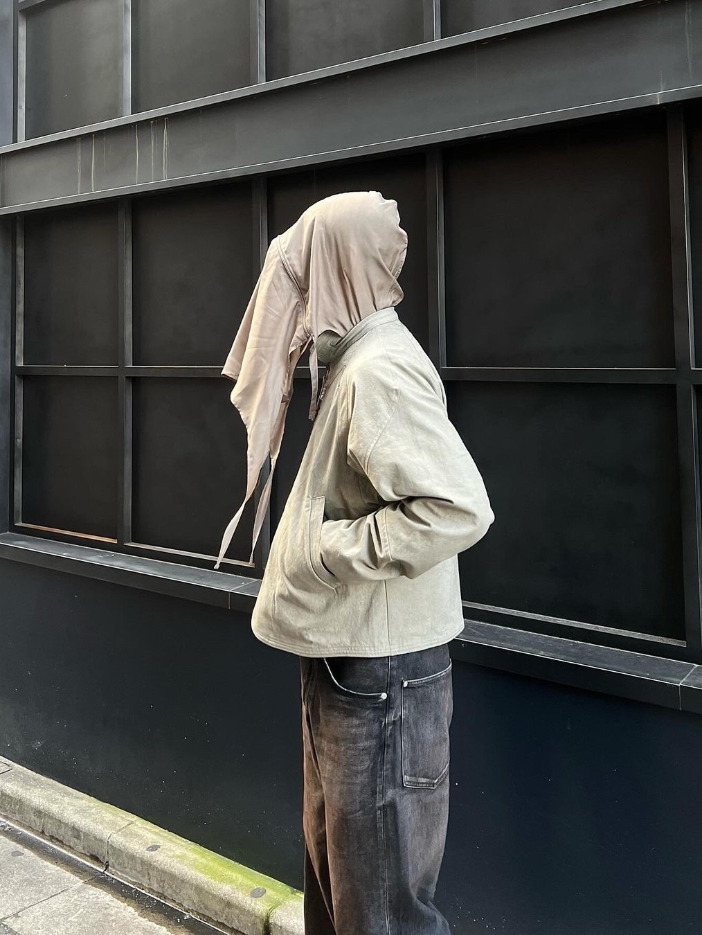 [KREAM 단독] Jian Ye Basic Unit 01 Charcoal - 24FW, [KREAM 단독] Jian Ye Basic Unit 01 Brown - 24FW 착용 스타일 - 2