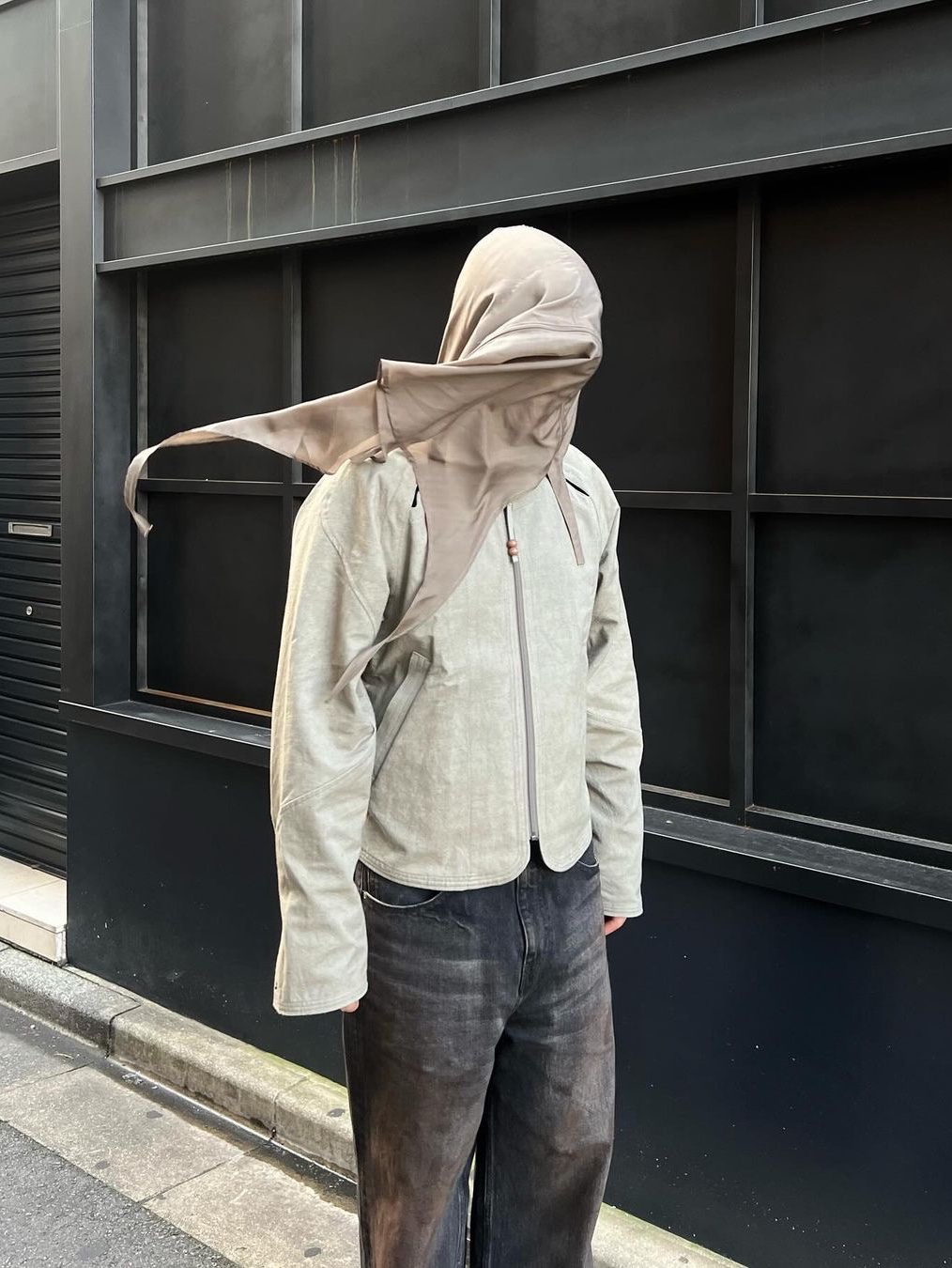 [KREAM 단독] Jian Ye Basic Unit 01 Charcoal - 24FW, [KREAM 단독] Jian Ye Basic Unit 01 Brown - 24FW 착용 스타일 - 1