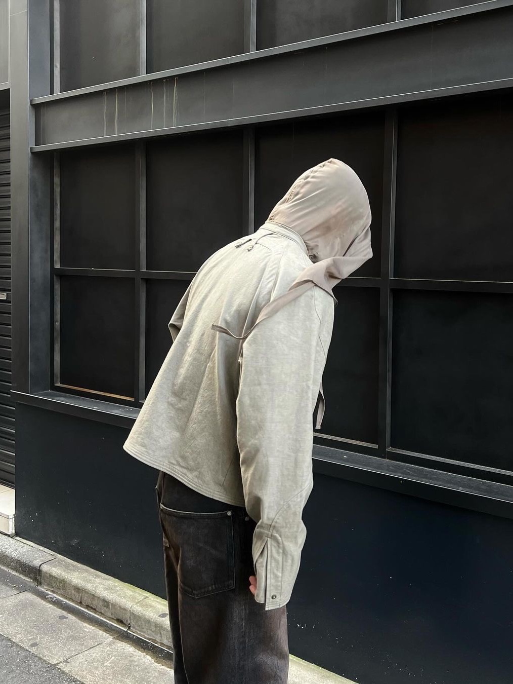 [KREAM 단독] Jian Ye Basic Unit 01 Charcoal - 24FW, [KREAM 단독] Jian Ye Basic Unit 01 Brown - 24FW 착용 스타일 - 3