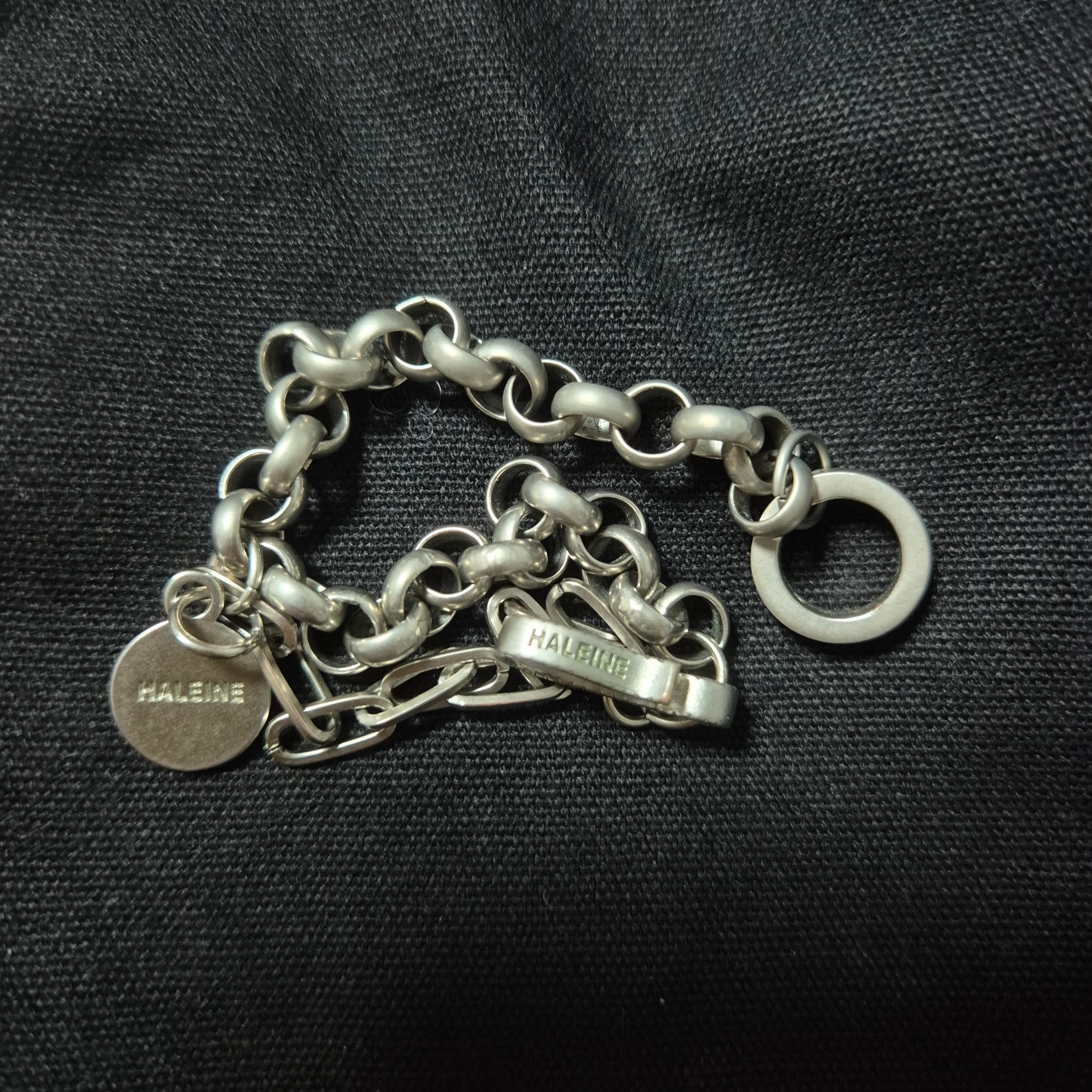 Haleine Metal Layered Bracelet Silver 착용 스타일 - 2