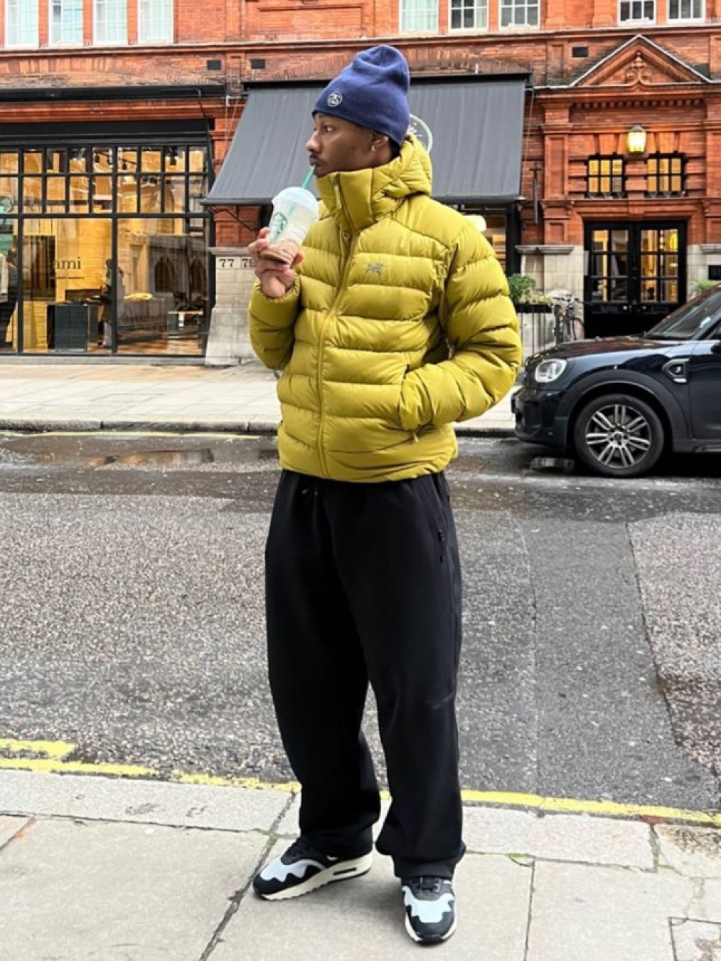 Arc'teryx Thorium Hoody Lampyre, Montbell Superior Down Parka Green 착용 스타일 - 2