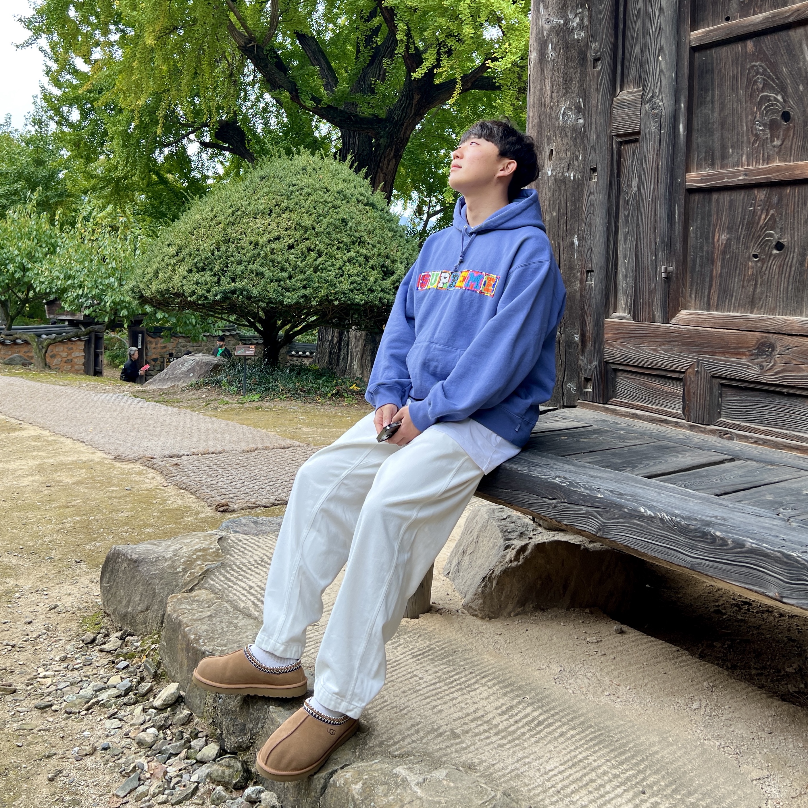 Supreme Beaded Hooded Sweatshirt Light Purple - 23SS, The North Face Purple Label Chino Wide Tapered Field Pants Light Beige 착용 스타일