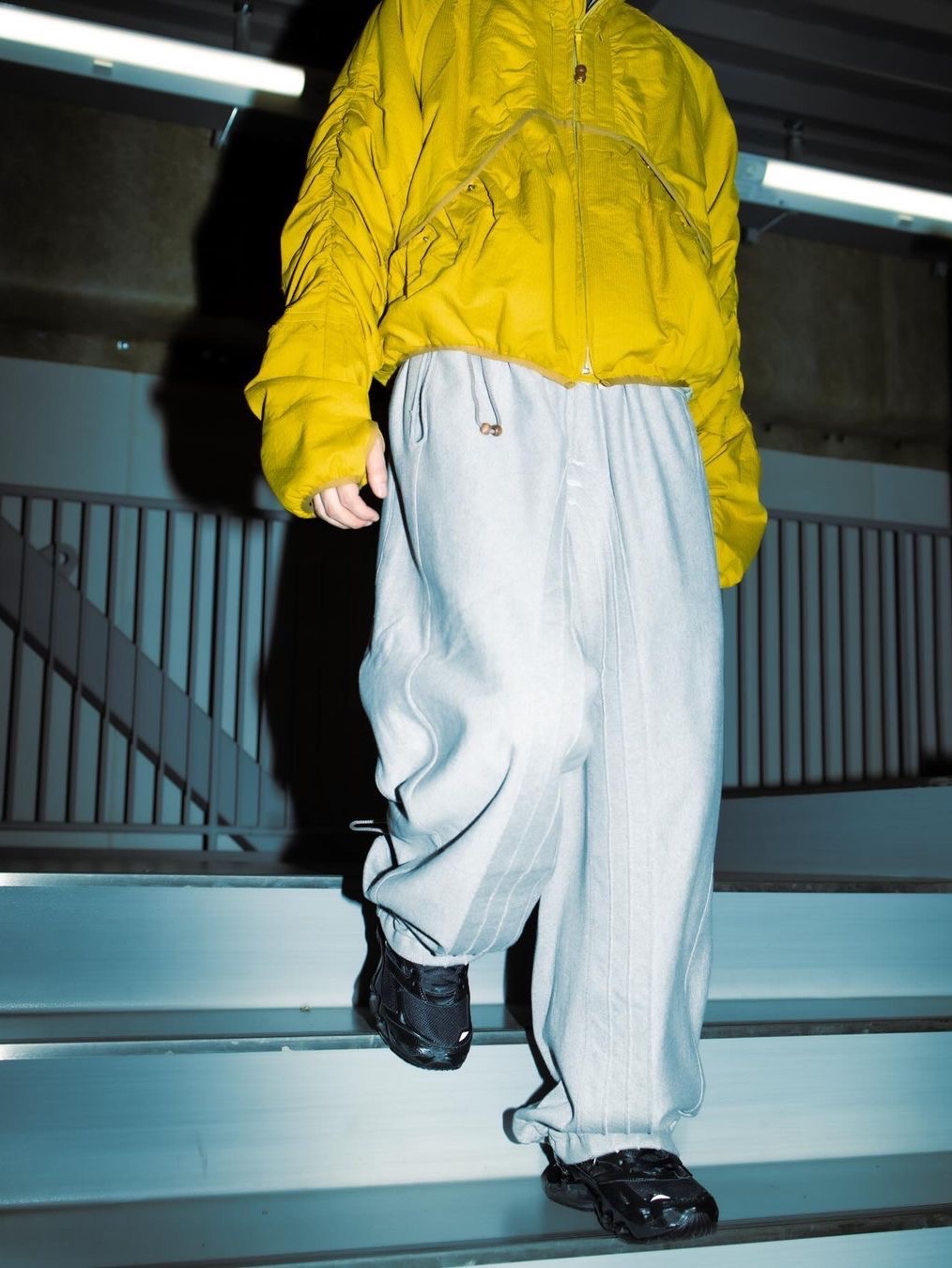 [KREAM 단독] Jian Ye Hydra Jacket Mustard - 24FW, [KREAM 단독] Jian Ye Orbit Pants Charcoal - 24FW 착용 스타일 - 2